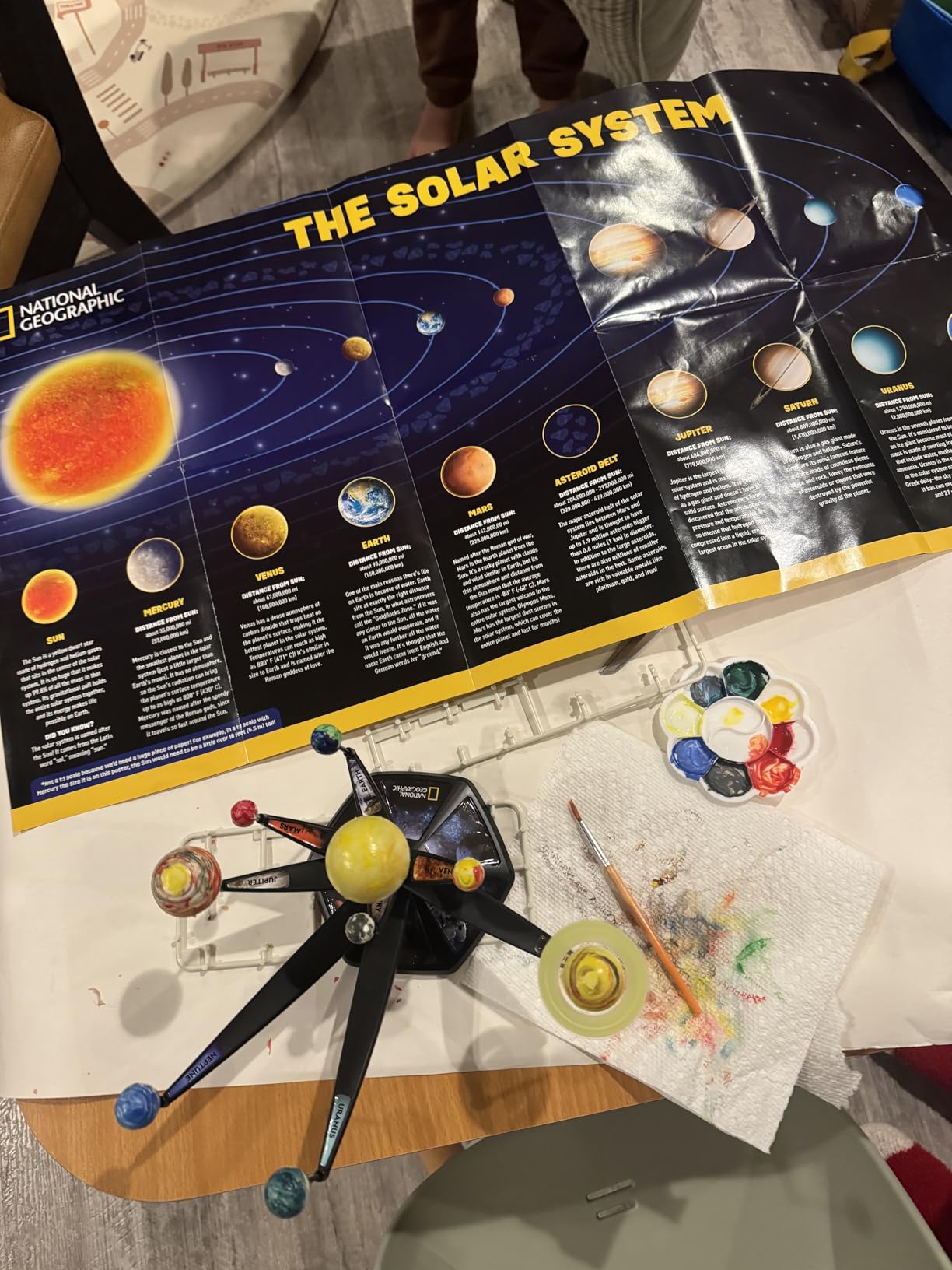 National Geographic Glow in the Dark Solar System Model for Kids Ages 8-12 | Build and Paint 3D Planets with Movable Arms, Space Bedroom Decor, Astronomy STEM Project, Birthday Gift customer photo 1