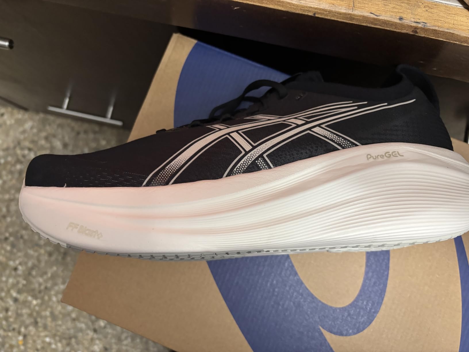 ASICS Men's Gel-Nimbus 27 Running Shoes customer photo 2