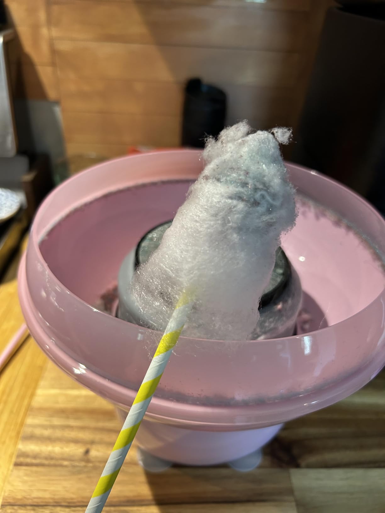 Cotton Candy Machine, Mini Cotton Candy Maker for Kids, Pink Vintage Candy Maker for Christmas Gift, Home, Birthday Family Party, Includes 20 Cotton Candy Sticks & Sugar Scoop customer photo 2