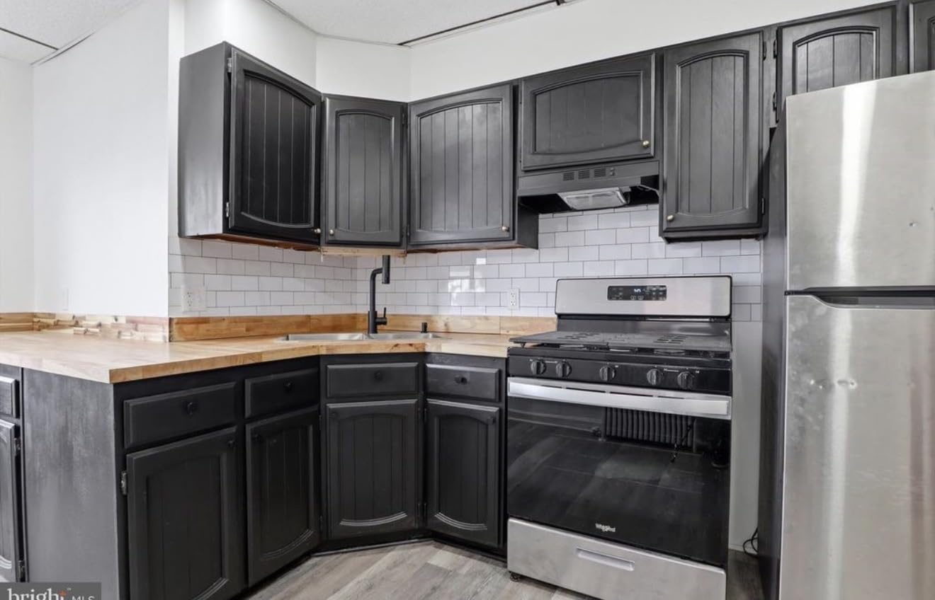 FIREGAS Black Range Hood 24 inch, 300 CFM Under Cabinet Kitchen Hood | 2-Speed Fan, LED Light, Top/Rear Venting, Ducted/Ductless Convertible customer photo 2