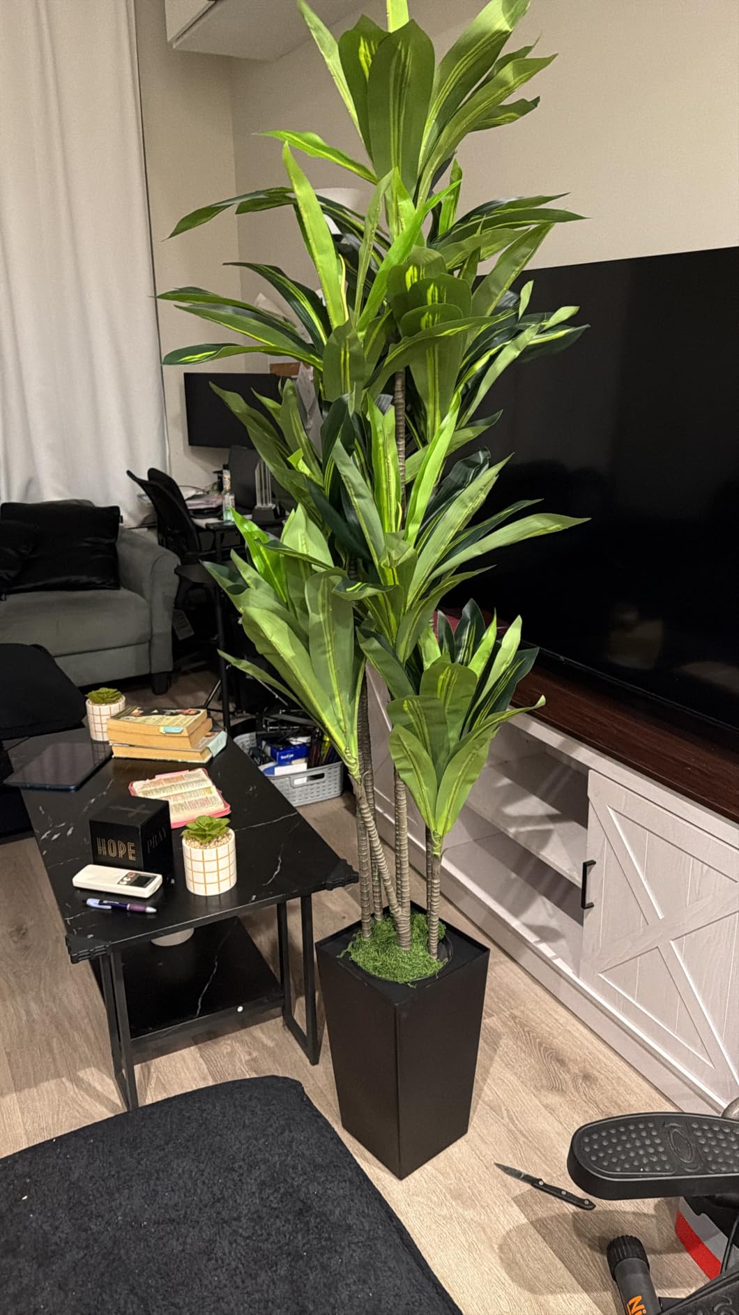 ASTIDY Artificial Plant 5FT Dracaena Fake Tree with Black Tall Planter | Faux Yucca Floor Plant in Pot, Artificial Trees Indoor for Home Office Living Room Decor customer photo 1