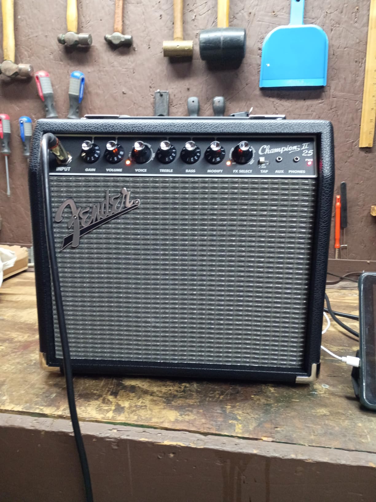 Fender Champion II 25 Watt Electric Guitar Combo Amp, Speaker, USB & Aux | 25 Watt Combo Amp with 8