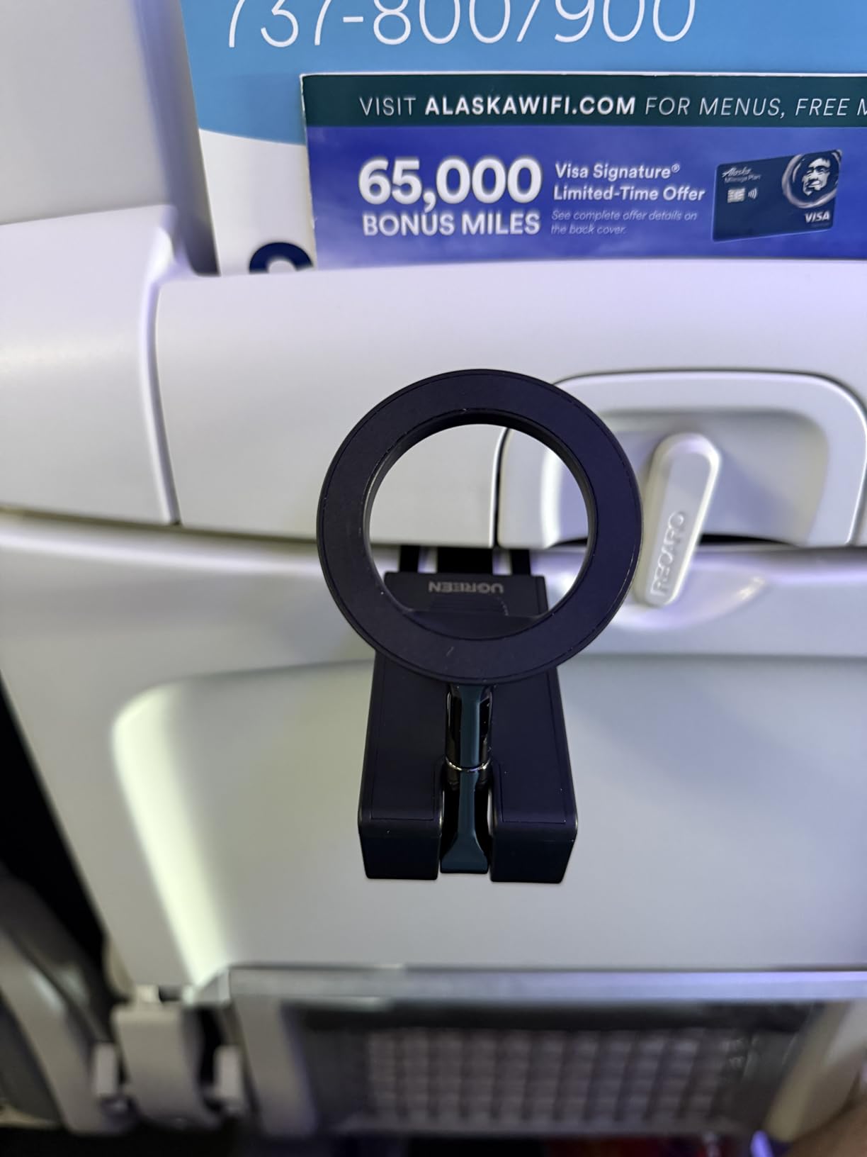 UGREEN Airplane Phone Holder for MagSafe Air Plane Travel Essentials Magnetic Phone Mount Compatible with iPhone 17 Air 16 15 14 Plus 13 12 Pro Max Mini Magsafe Case, Handsfree for Long Flight Flying customer photo 1