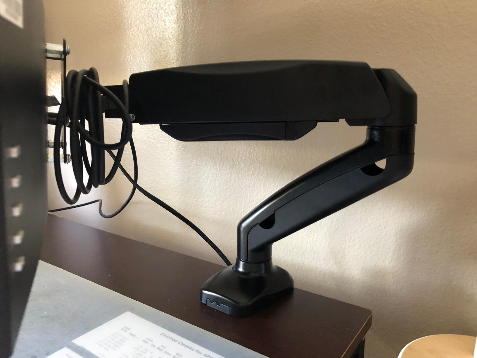 ONKRON Heavy Duty Monitor Arm for 17-57 Inch Screens up to 59.4 lbs, Ultrawide Screen Mount with Adjustable Gas Spring, VESA 75x75-200x200, Single Arm Monitor Mount for Desk, Clamp & Grommet Black customer photo 2