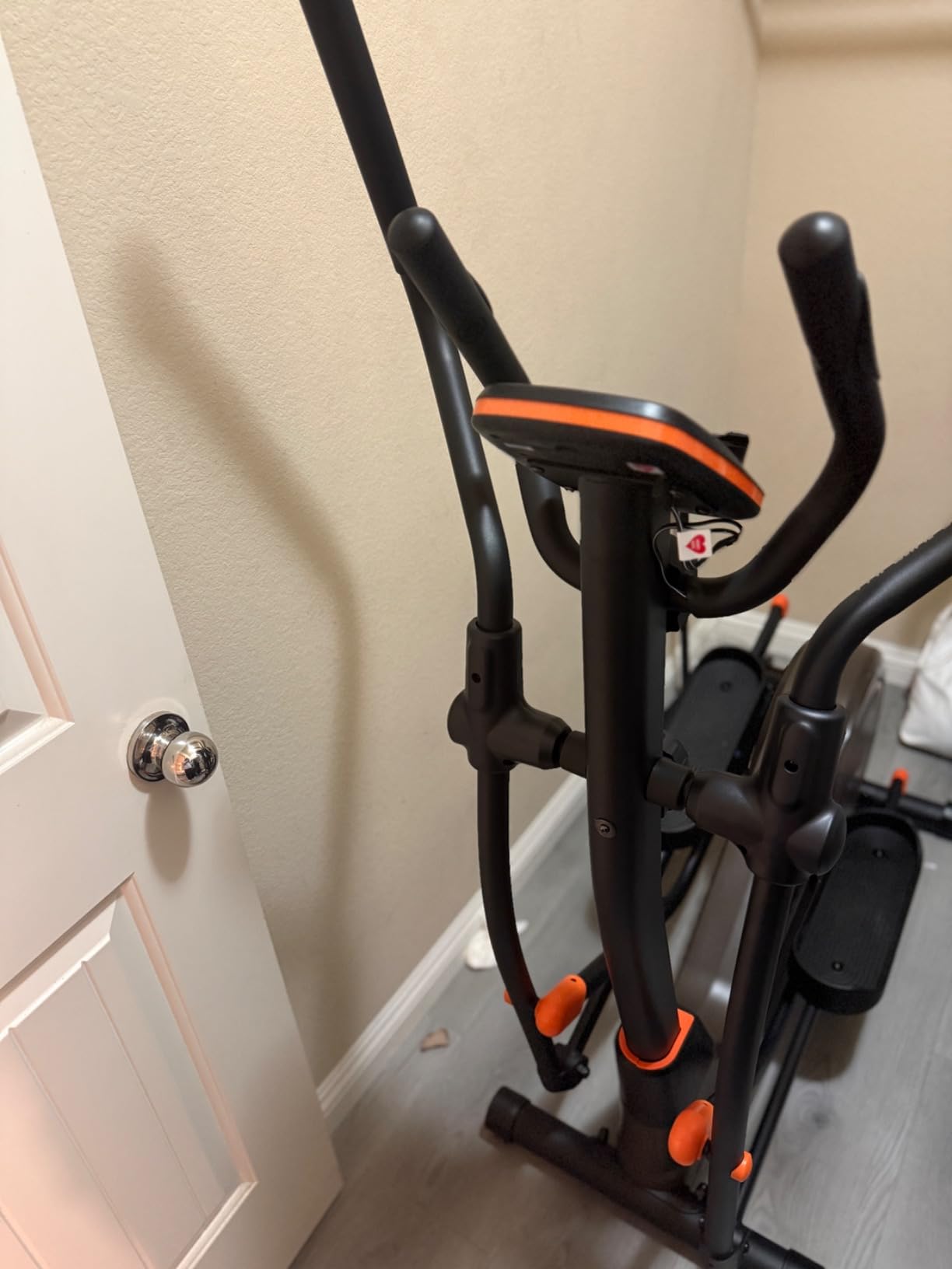 Niceday Elliptical Exercise Machine with 15.5/18/19IN Long Stride | Compact Elliptical Machine for Home Use, 16 Resistance Levels, 400LBS Stable Loading Capacity, Kinomap APP Support customer photo 2