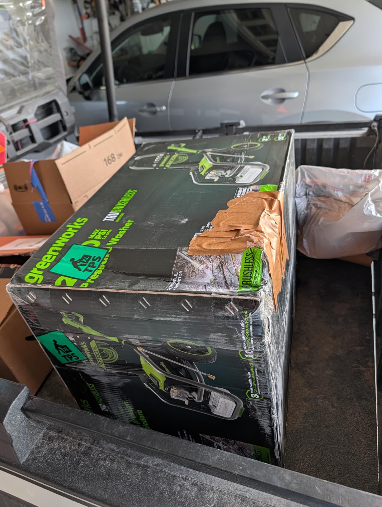 Greenworks 2700 PSI (2.3 GPM Max) Brushless Electric Pressure Washer (15°, 25°, 40°, Turbo and Soap Nozzle) for Use On Decks, Fences, Concrete Patios, Sidewalks & More. Medium-Duty customer photo 2