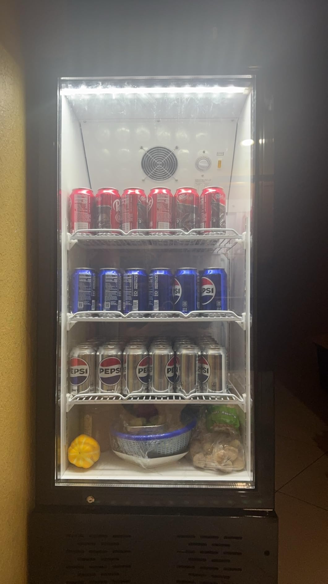 25.7'' W Commercial Refrigerators with Glass Door, 15 Cu.ft. Beverage Refrigerators Commercial Fridge Upright Display Cooler with Soft LED Light and Adjustable Shelves for Restaurant Stores customer photo 1