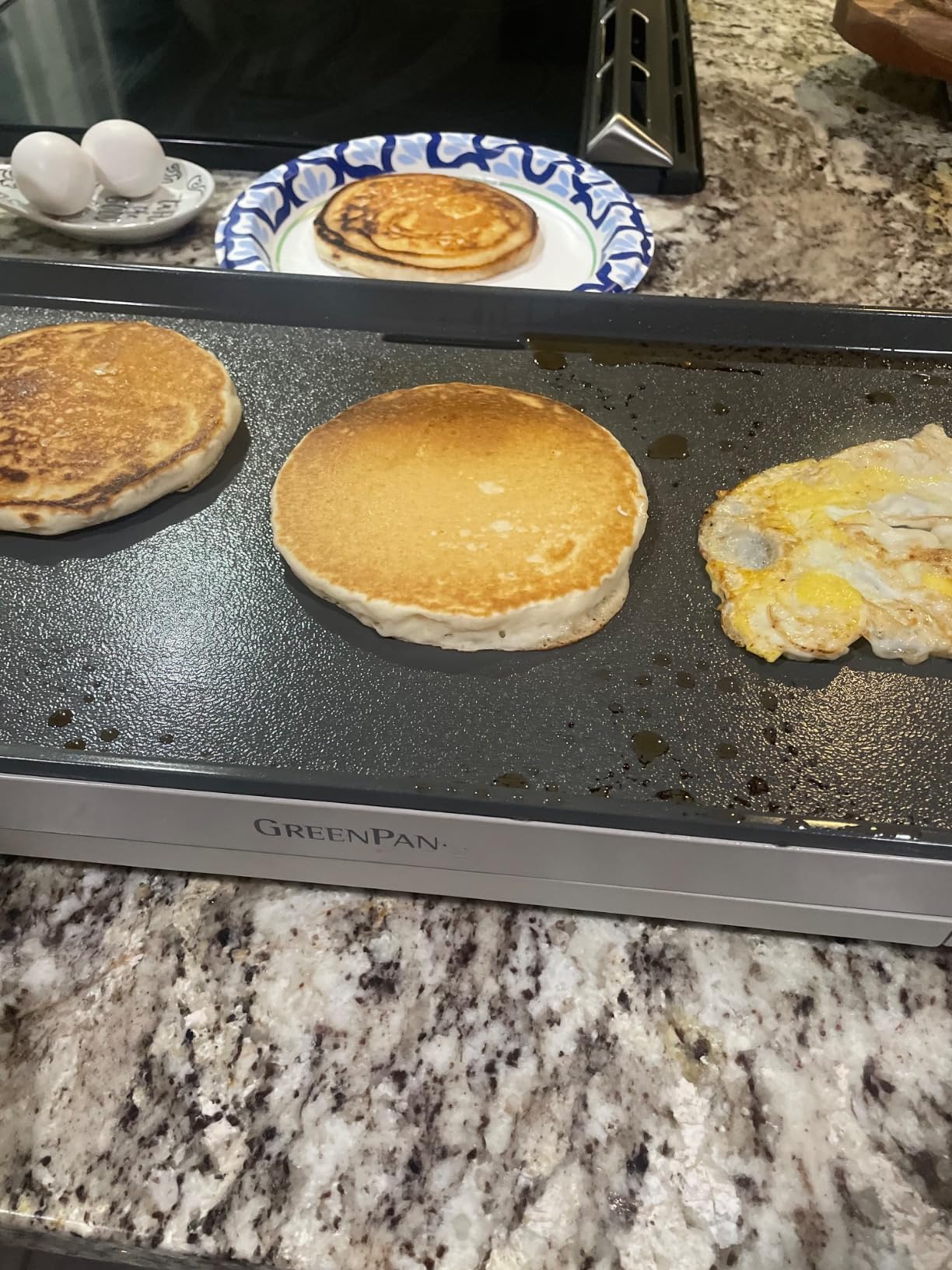 GreenPan Advanced 10.5 x 20 Inch Electric Griddle with Warming Drawer, Ceramic Nonstick customer photo 1