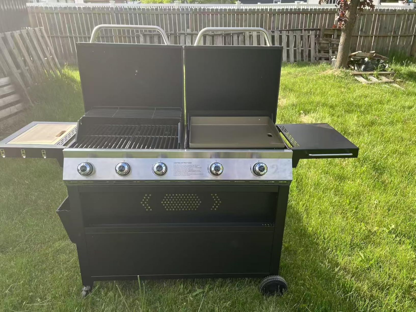 Captiva Designs Propane Gas Griddle Grill Combo with Lid & Flat Top Griddle | Dual BBQ Grill With Porcelain-Enameled Cast Iron Grate & Pan for Outdoor Kitchen & Backyard Barbecue,696 SQIN Cooking Area customer photo 2