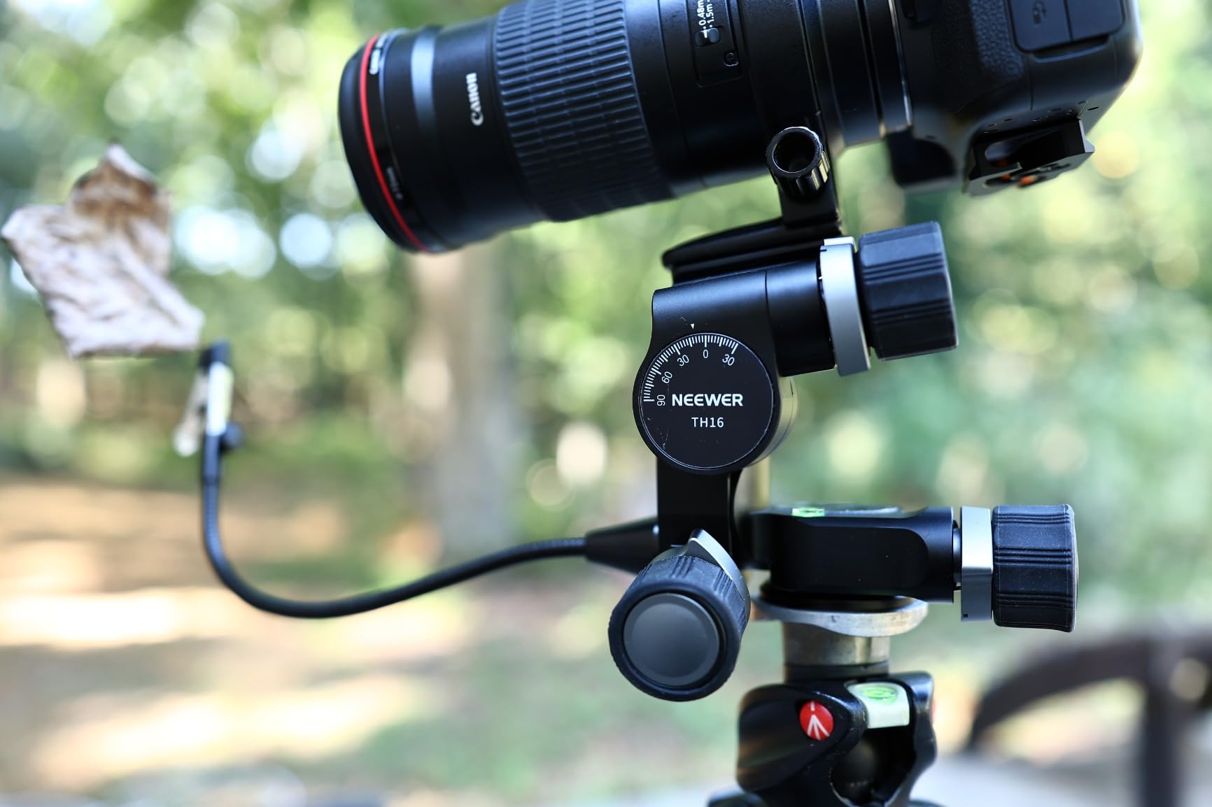 NEEWER 3 Way Geared Tripod Head with 360° Pan Arca Type QR Plate, Millimeter Micro Adjustment, Aluminum Alloy 3 Axis Pan Tilt Head with Quick Switch Large & Fine Dual Modes, Max Load 13.2lb/6kg, TH16 customer photo 1