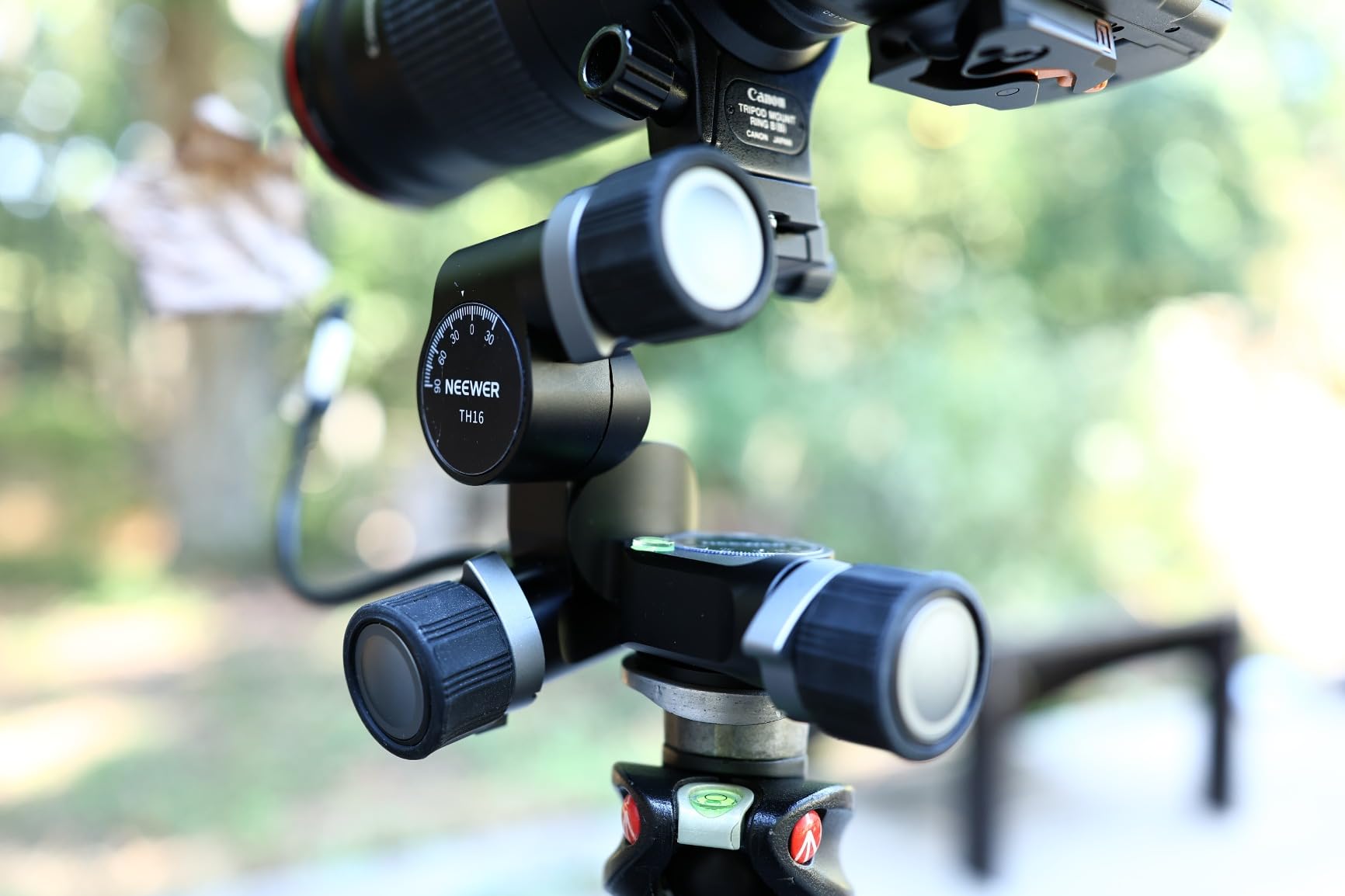NEEWER 3 Way Geared Tripod Head with 360° Pan Arca Type QR Plate, Millimeter Micro Adjustment, Aluminum Alloy 3 Axis Pan Tilt Head with Quick Switch Large & Fine Dual Modes, Max Load 13.2lb/6kg, TH16 customer photo 2