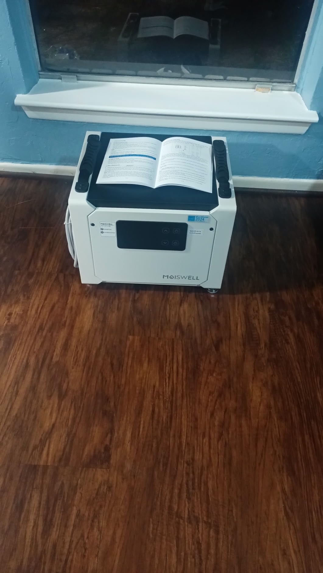 70 Pints Commercial Dehumidifier with Pump, Portable Crawl Space Dehumidifiers for Basement and Home, Energy Star Efficient Certified, Automatic Defrost | MOISWELL Defender ME-7S customer photo 1