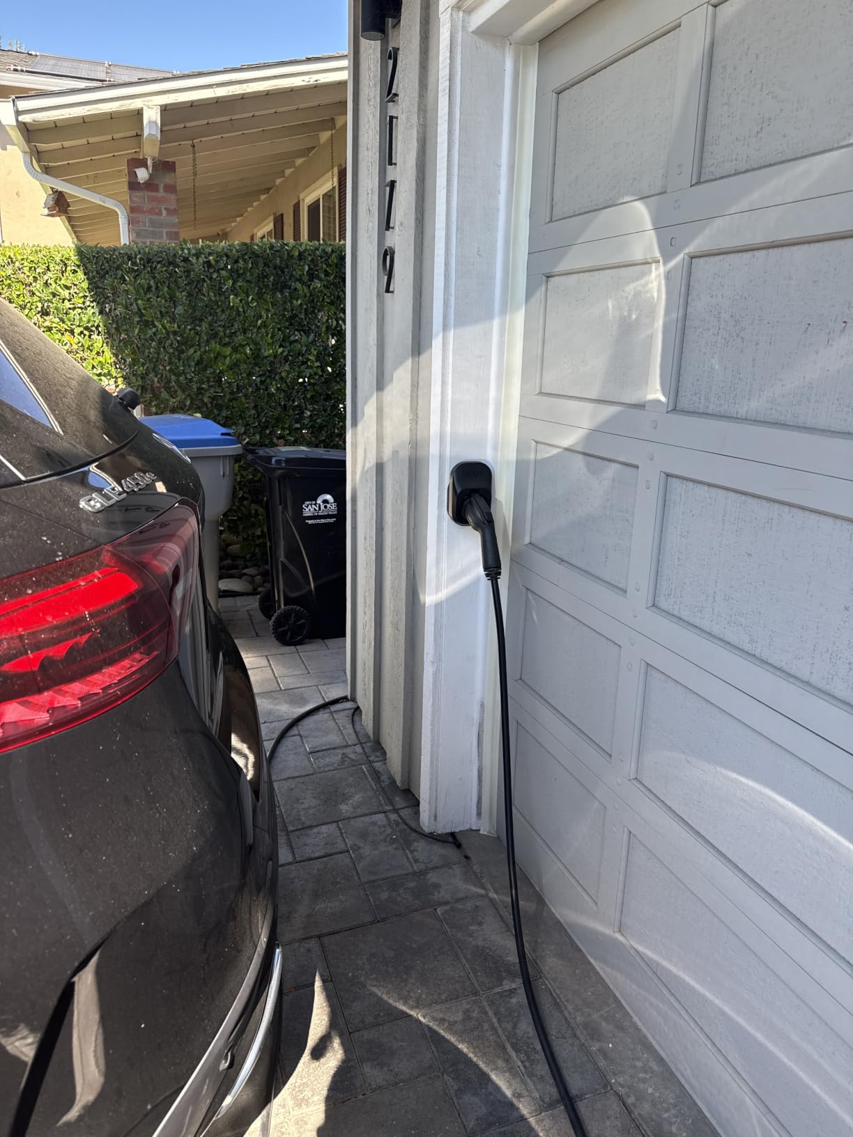 EVIQO Level 2 EV Charger J1772 40A NEMA 14-50 - 240V Wall Charging Station, Plug in, up to 40 mph, 25ft Cable, WiFi (2.4GHz), Smart App, Weatherproof Indoor/Outdoor (IP66, NEMA 4), UL & ETL Certified customer photo 2