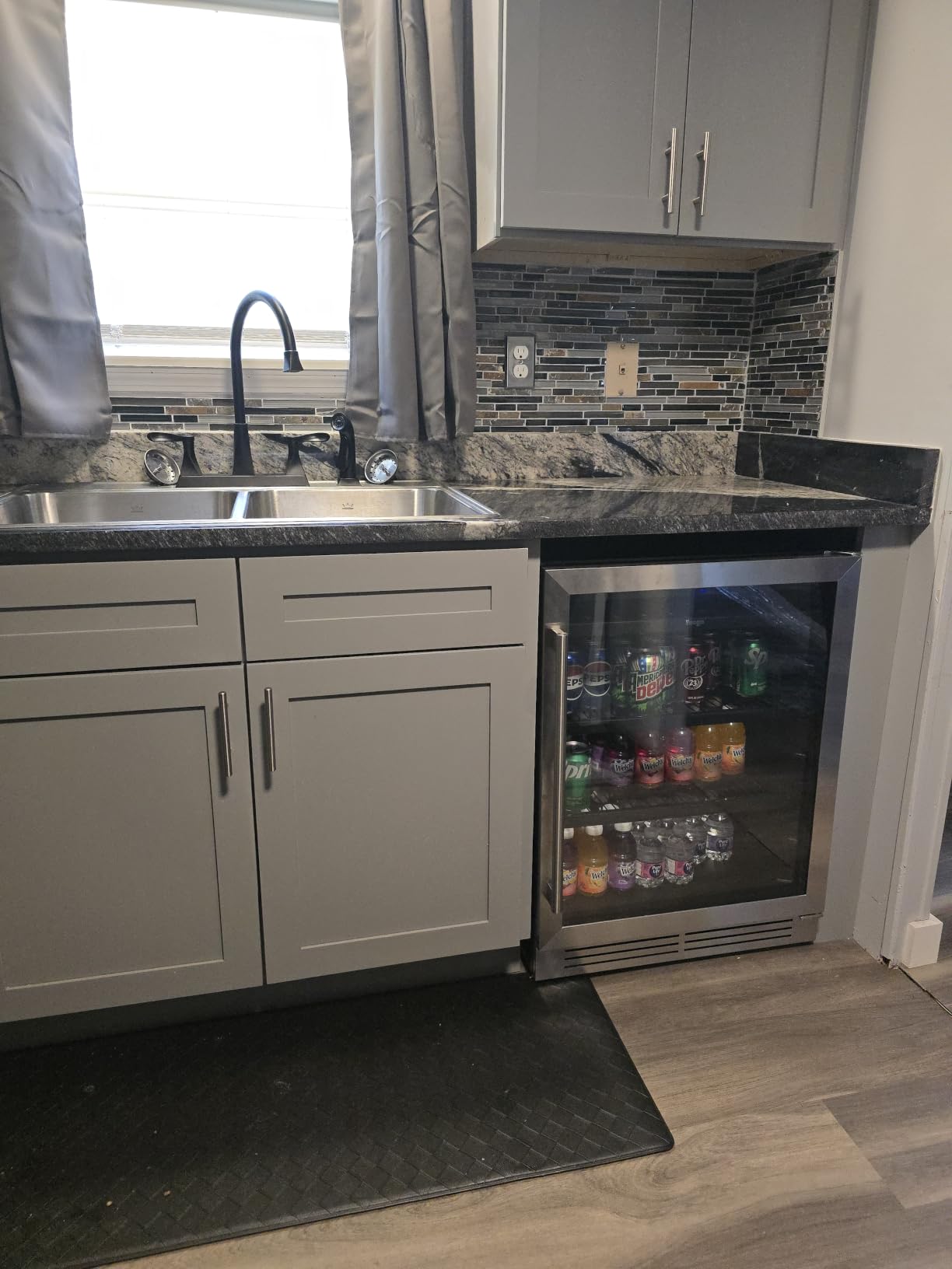 Yeego Beverage Refrigerator & Drink Fridge - 24 inch 180 Cans Beer Cooler Glass Door, 34-54℉ Under Counter Refrigerator Built-in for Drink Soda Wine for Bar Office Bedroom customer photo 1
