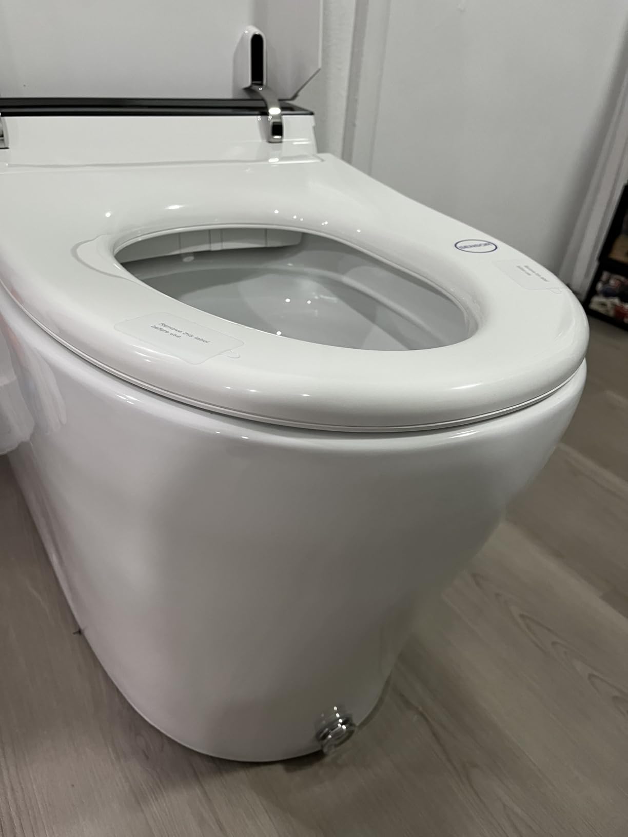 HOROW T38 Artistic Smart Toilet, Bidet Toilet with Powerful Flush, Auto Open/Close Lid, Instant Warm Water, Elongated Heated Seat, Dryer, Night Light, Deodorization customer photo 1