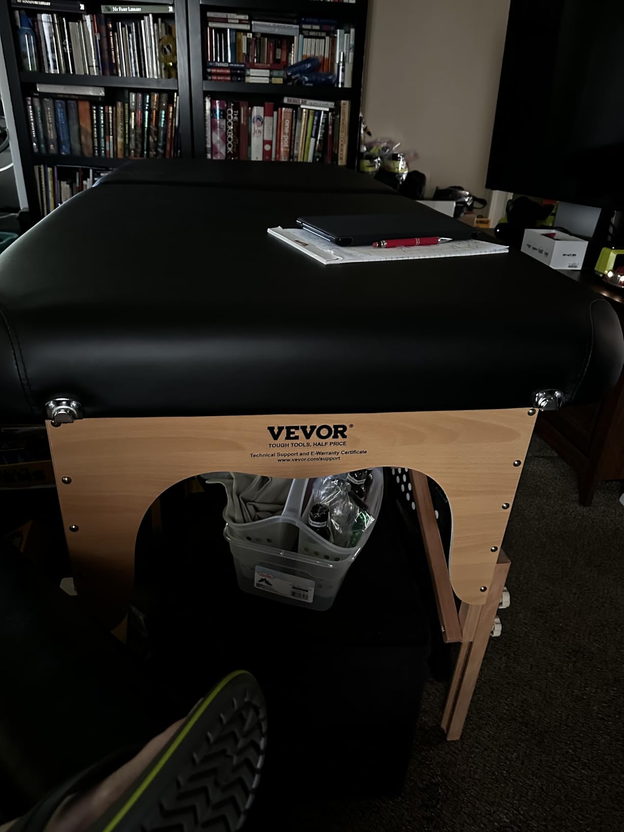 VEVOR Professional Wide Massage Table 30