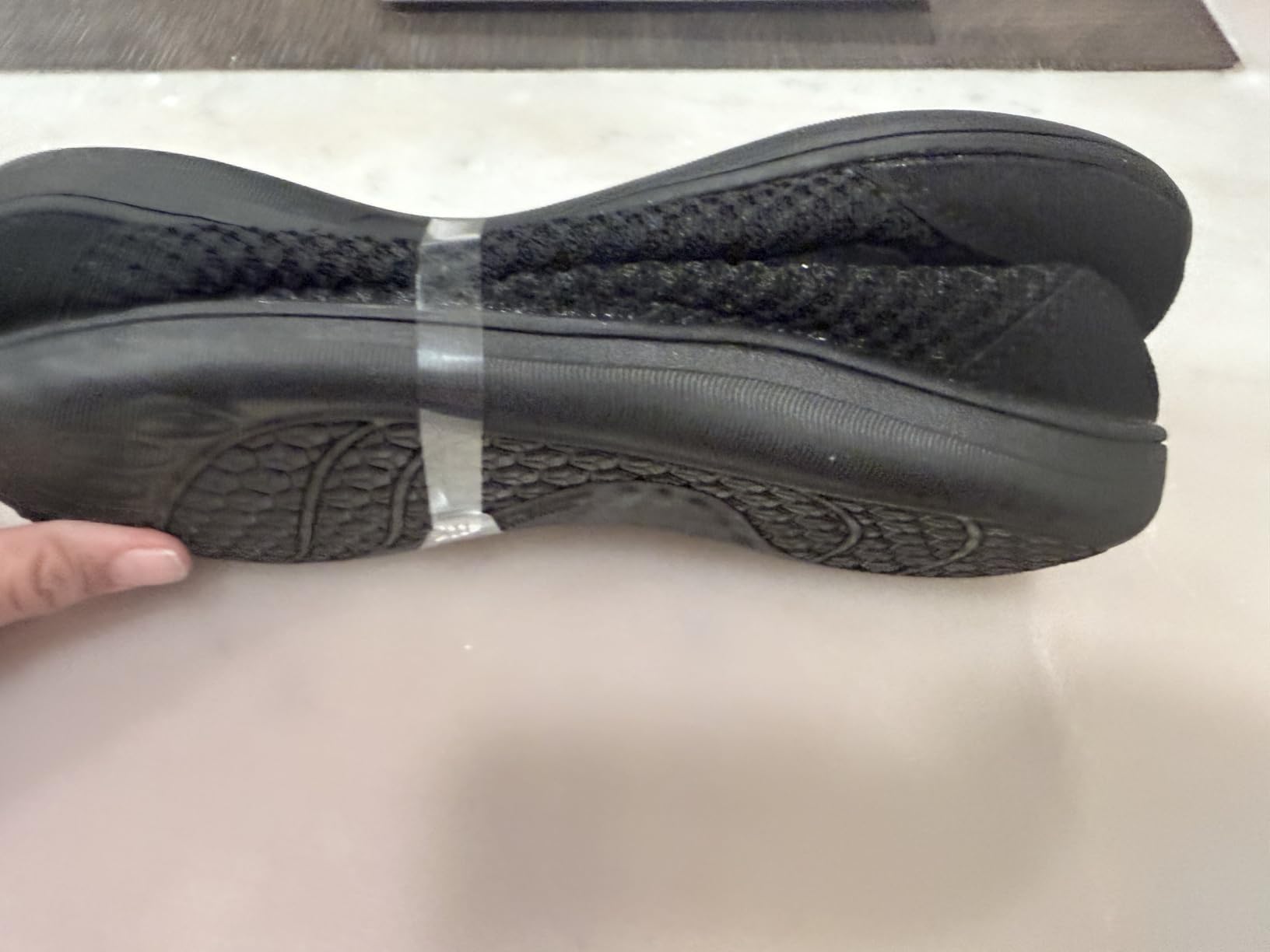 LeIsfIt Wide Toe Box Diabetic Shoes for Women Zero Drop Barefoot Sneakers Breathable Adjustable for Edema Swollen Feet & Seniors customer photo 2