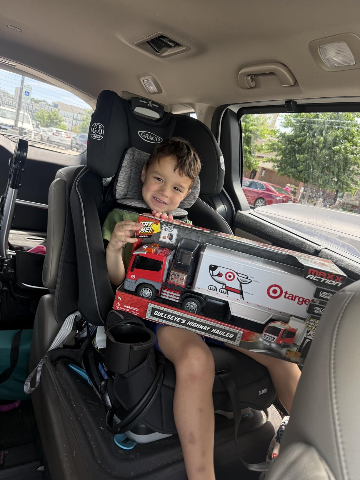 Graco Slimfit 3-in-1 Convertible Car Seat, Space Saving Design, Forward & Rear-Facing, Highback Booster Option - Sydney customer photo 1