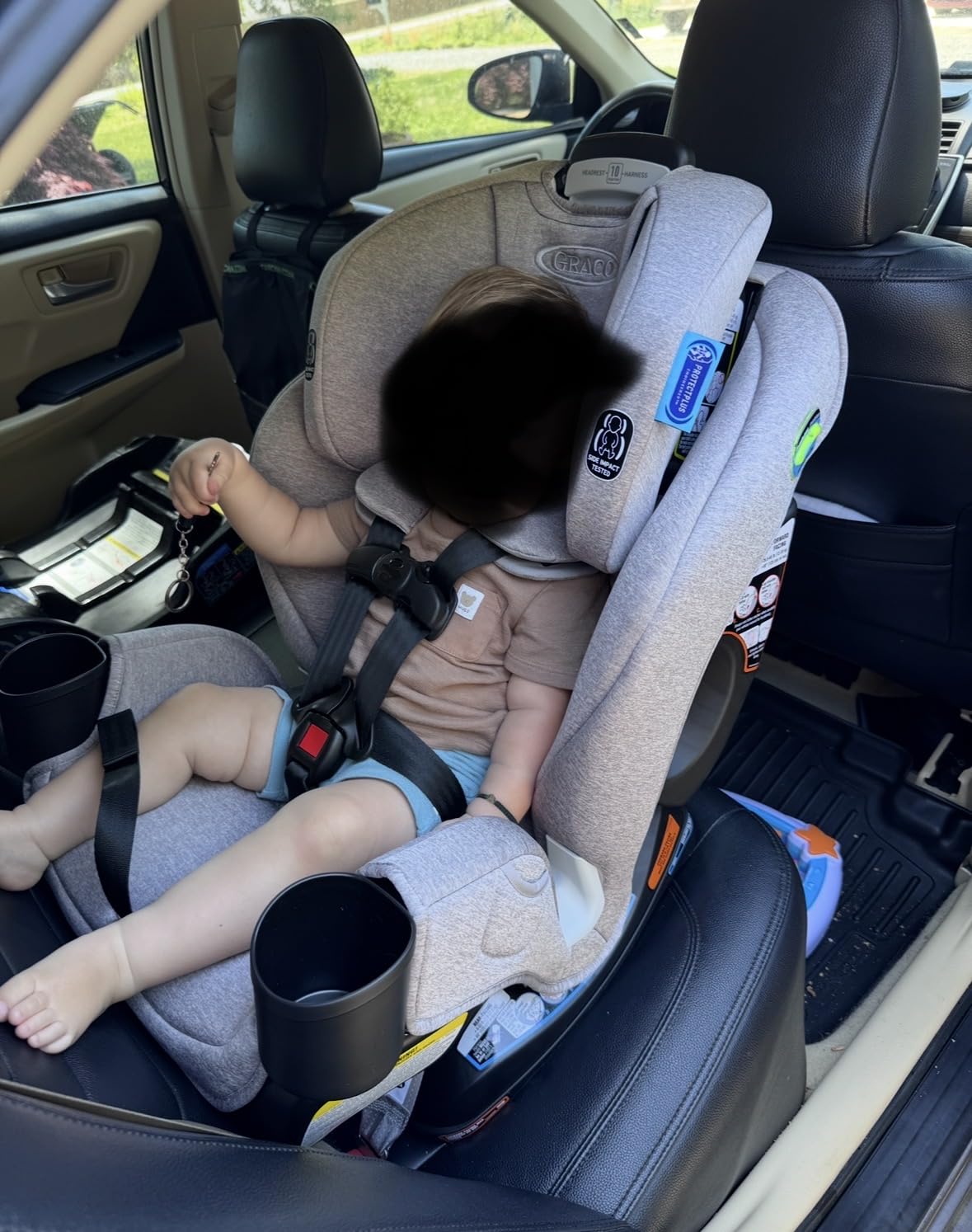 Graco Extend2Fit Convertible Baby Car Seat, Rear and Forward Facing, Adjustable Extension Panel for Extra Legroom, Kenzie customer photo 2