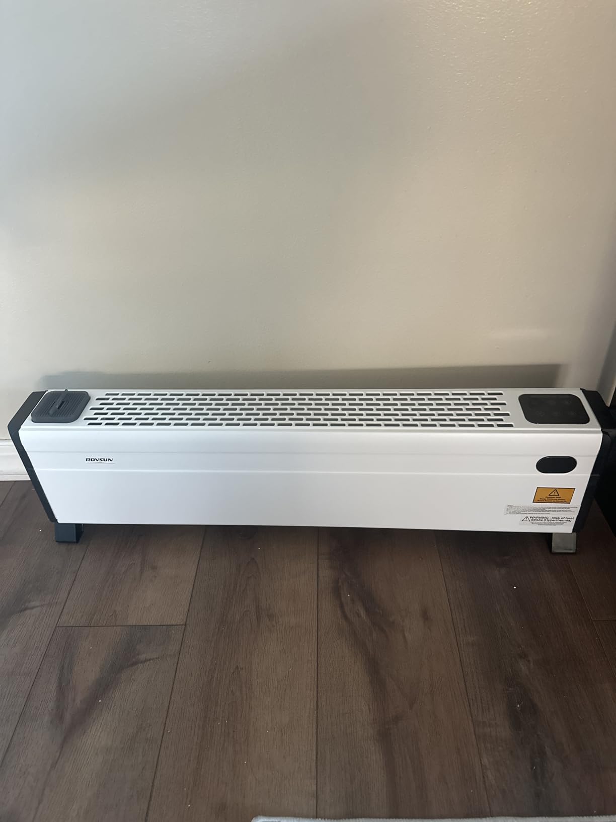 ROVSUN 32'' Electric Baseboard Heater with Remote, Convection Space Heater | 1500W, Overheat & Tip-Over Protection, 3 Adjustable Heating Modes, Touch Panel, for Indoor Home Bedroom Office, 1 Pack customer photo 1