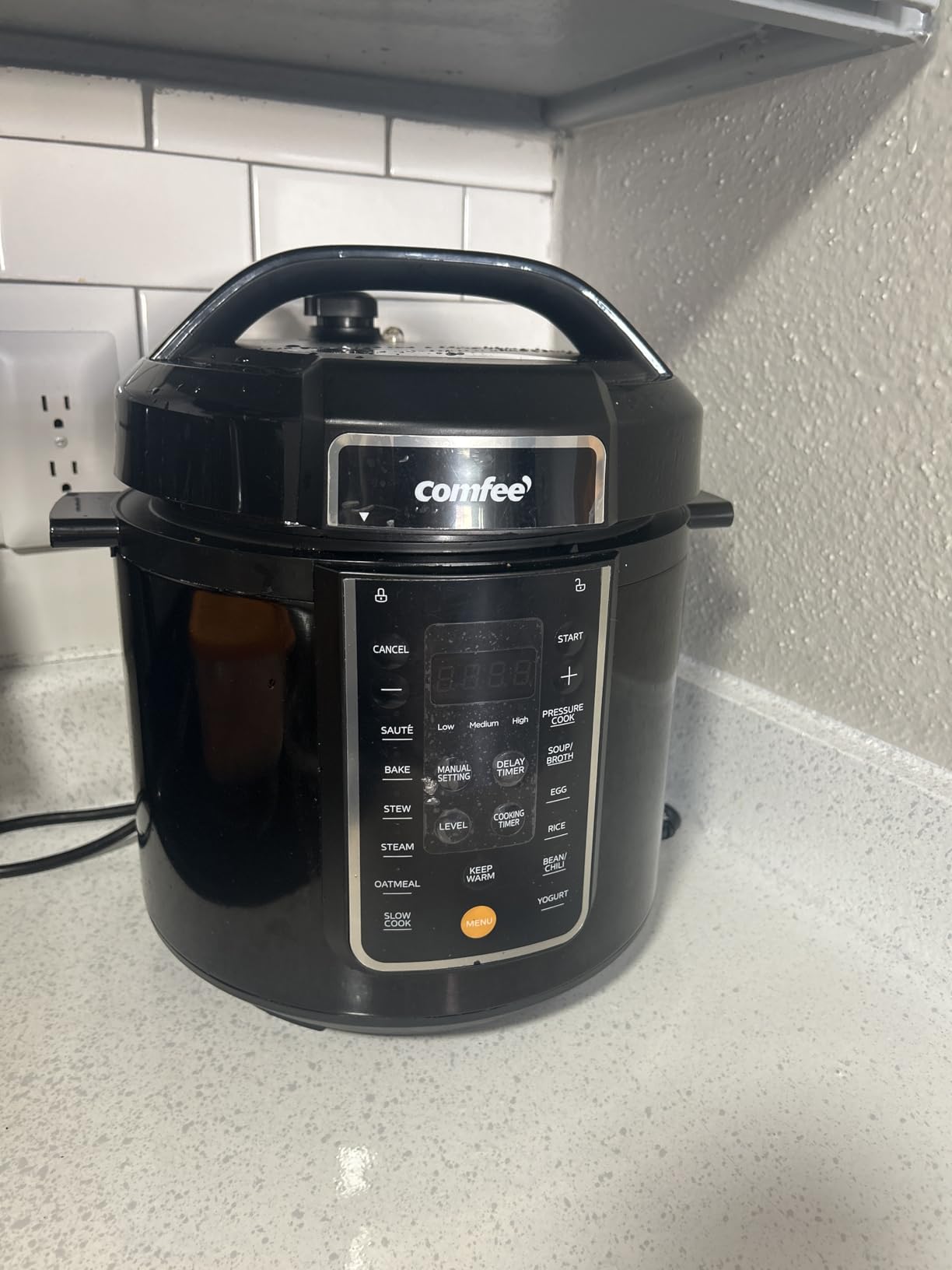 COMFEE' 12-in-1 Electric Pressure Cooker, 6 Quarts, Nonstick Pot customer photo 1