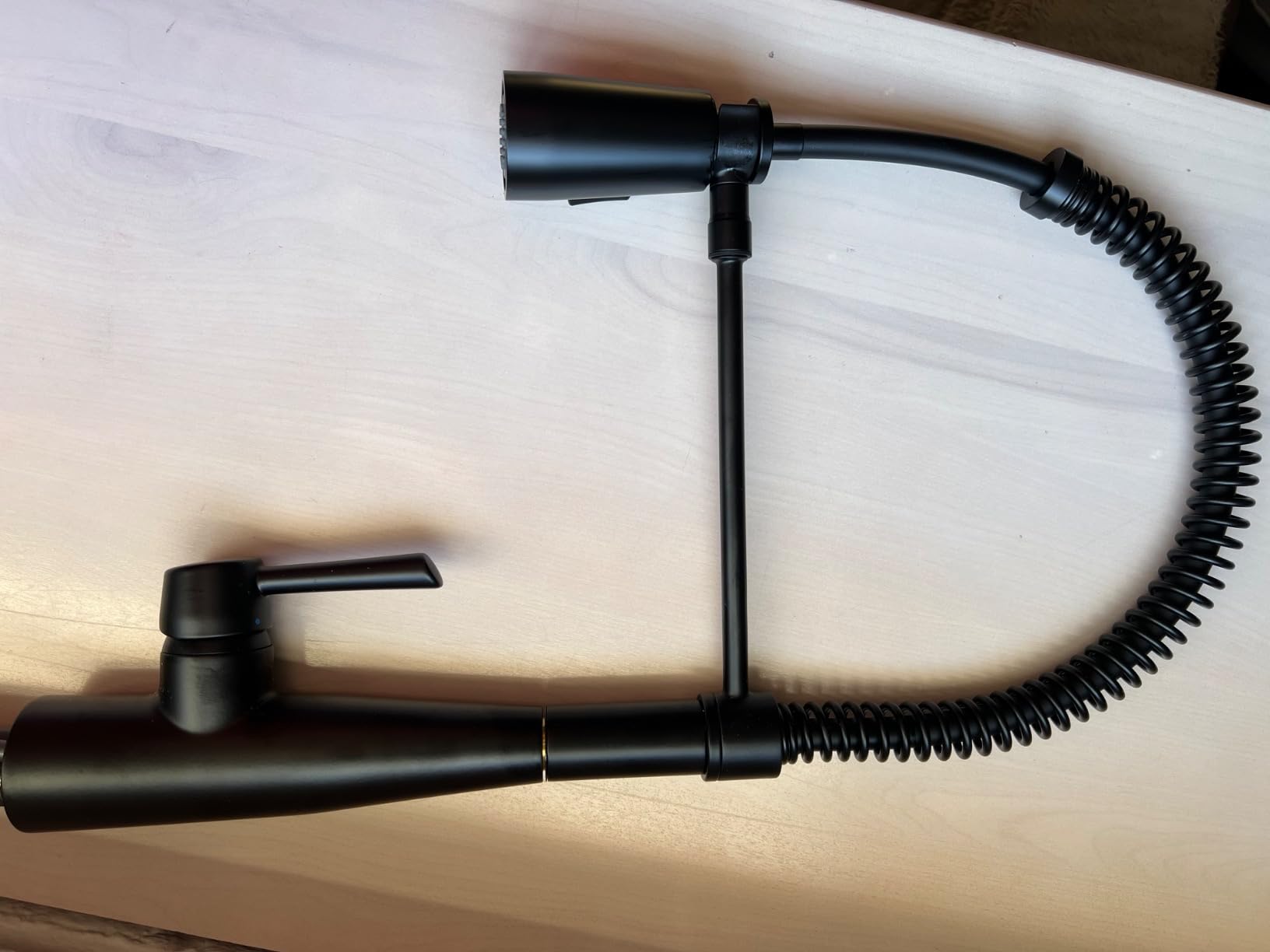 Delta Essa Pro Style Commercial Kitchen Faucet with Pull Down Sprayer, Chrome 9613-DST customer photo 1