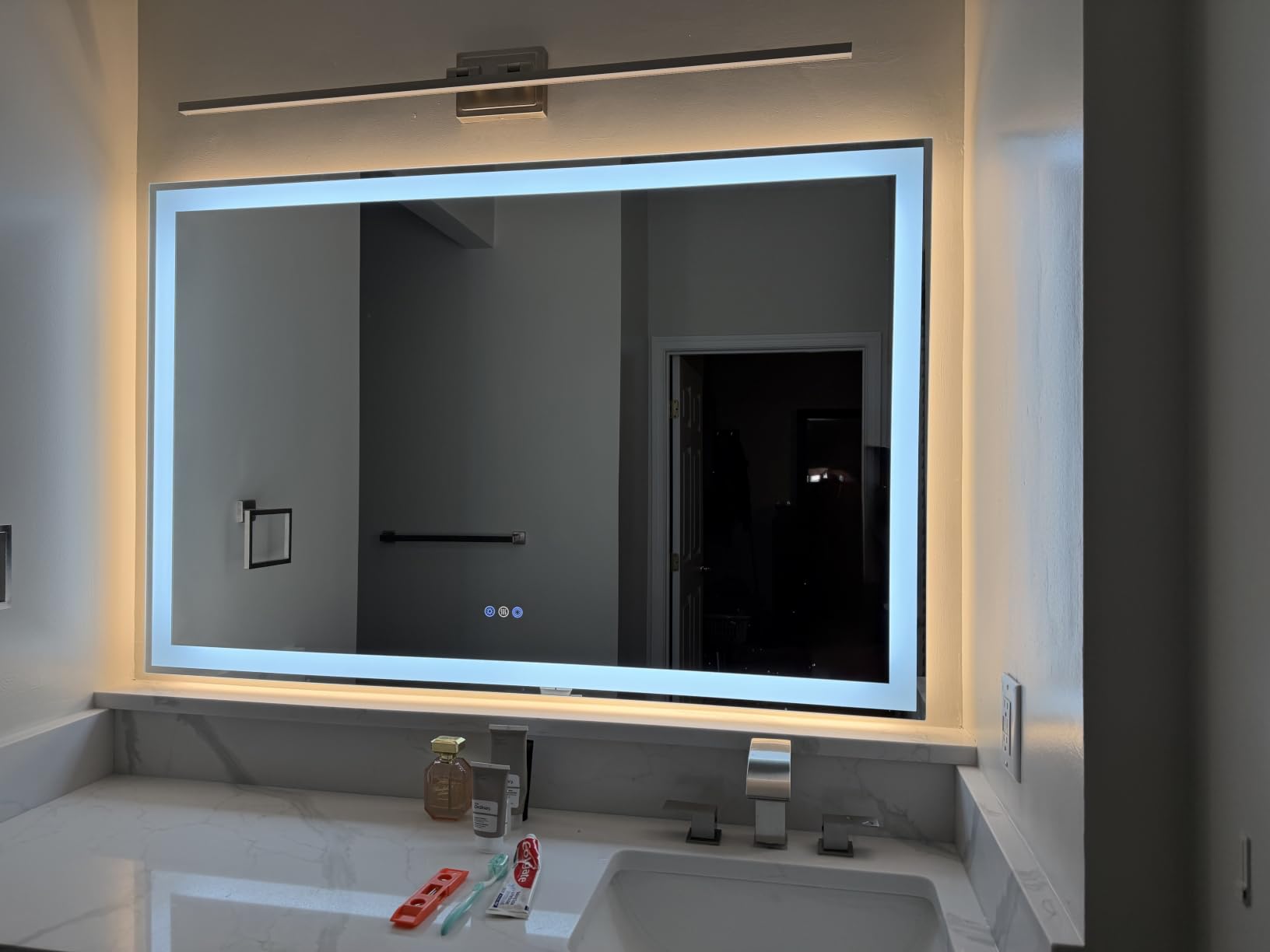 24x32 LED Bathroom Mirror with Lights, Super Bright Front & Backlit Vanity Mirror for Wall, Anti-Fog & Memory Smart Mirror, 5mm Shatter-Proof Tempered Glass, ETL Listed, Vertical/Horizontal customer photo 2