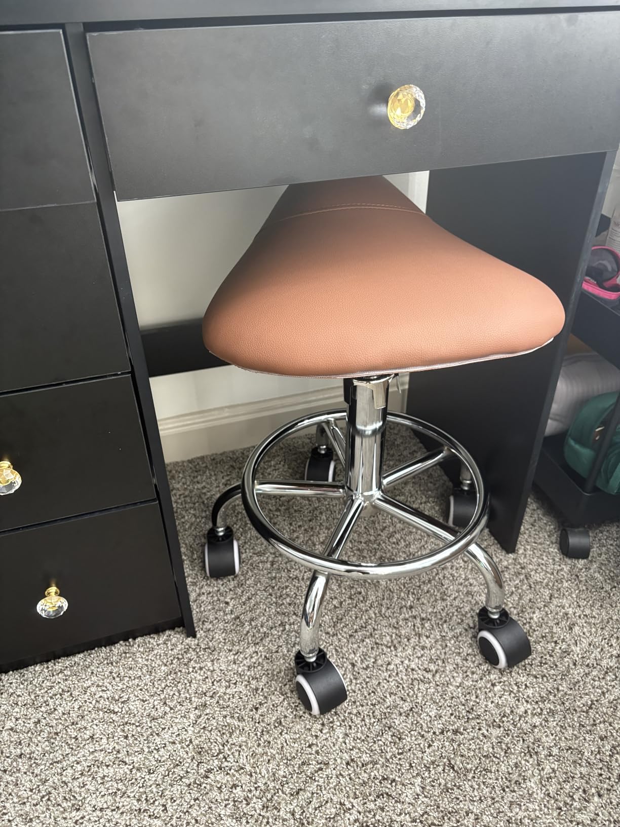 YEEZEE Saddle Stool Ergonomic, Saddle Chair with Wheels, Dark Black customer photo 1