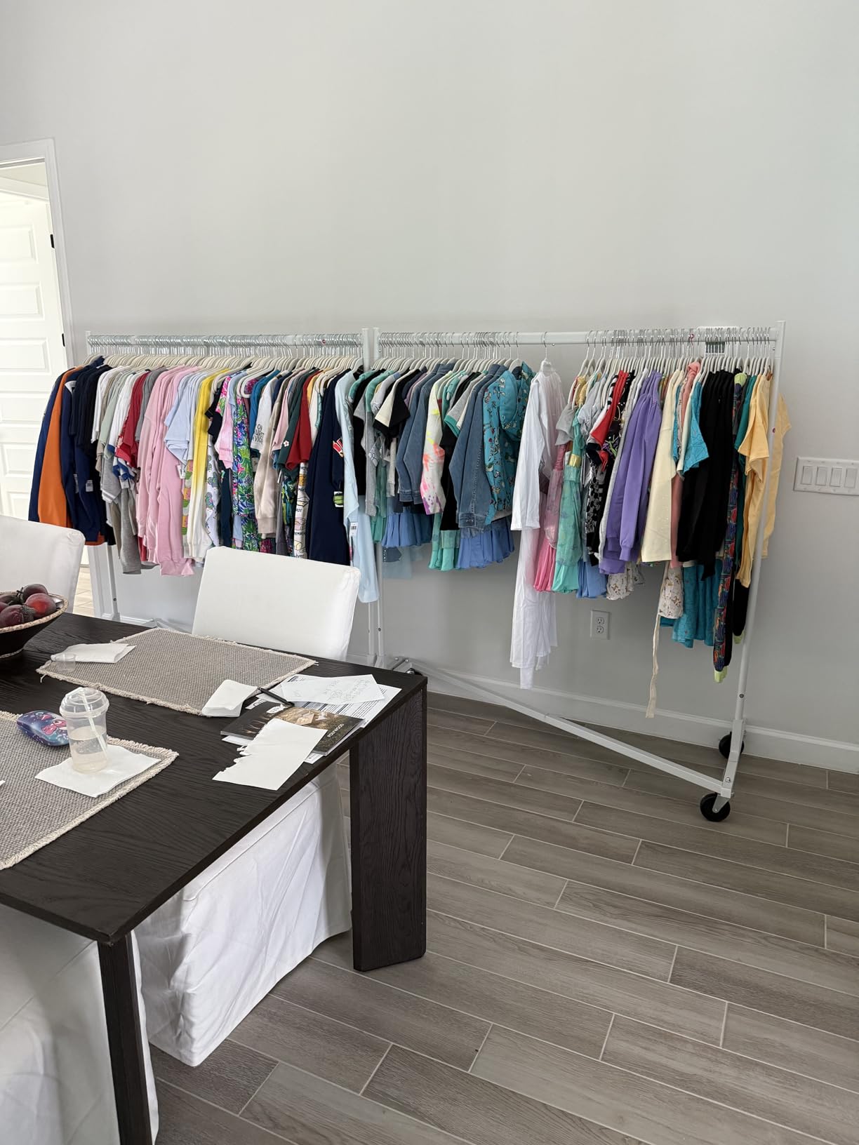 Hoctieon Z Rack, Rolling Clothes Racks with Z-Base, Heavy Duty Garment Rack, Clothing Racks for Hanging Clothes, Sturdy Metal Hanging Holder, Clothes Organizer Rack, Chrome customer photo 2
