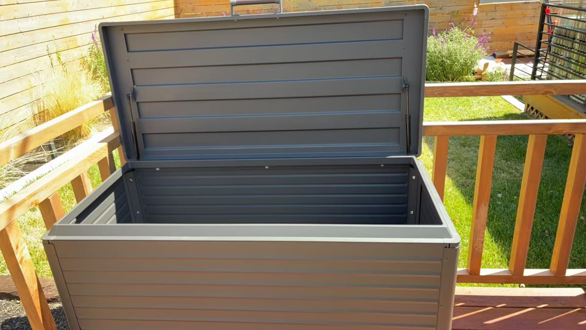 MIRADOR 281 Gallon Outdoor Storage Box with Wheels & Soft-Close Lid, Waterproof Metal Deck Box, Latte customer photo 2