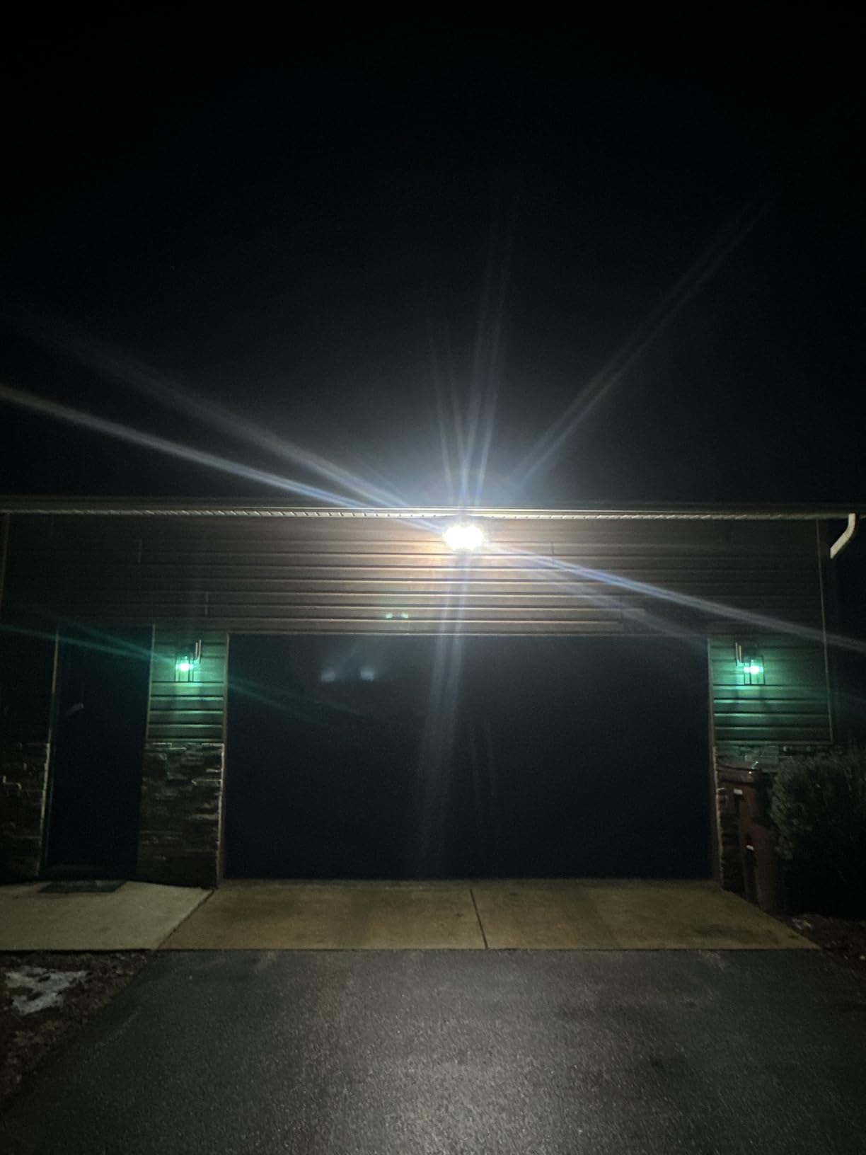 Onforu 32W 2 Head Motion Sensor Outdoor Lights, 3200LM 6500K LED Security Light Hardwired, Dusk to Dawn, Motion Detector Light for Outside, IP65 Waterproof Flood Lights for Garage, Yard (Black) customer photo 1