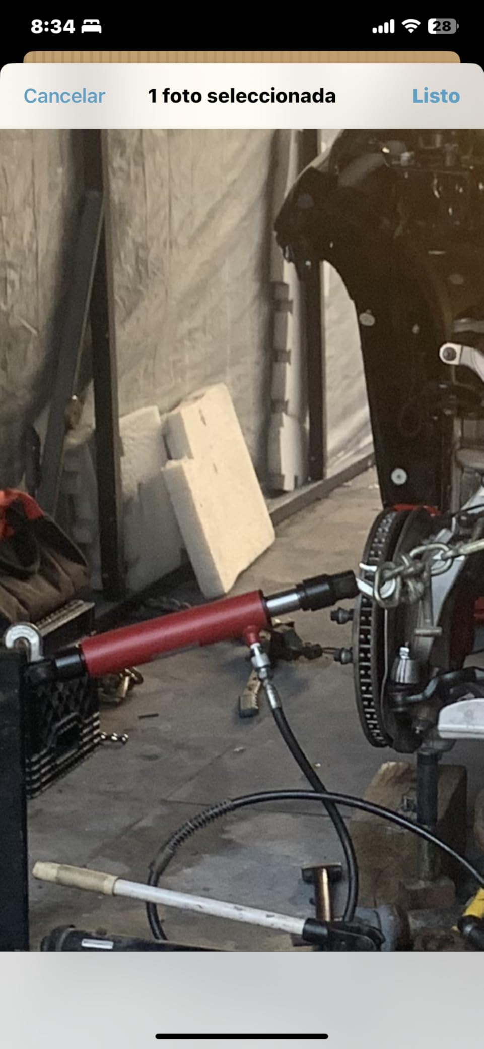 Maxority 10-Ton 26'' Pull Back Ram for Porta Power Body Shop Frame Tools with Rotating Hook, Red customer photo 1