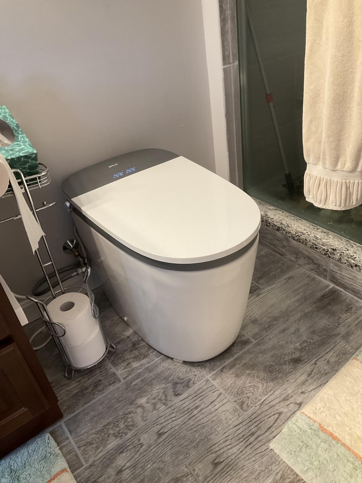 EPLO Smart Toilet Bidet with Auto Open Close,1000 Gram MaP Flush Score,Foam Dispenser, ADA Comfort Height, Moving Dryer,Auto Flush,Heated Seat,One Piece Elongated Toilet with Tank Built in U8MAX customer photo 2