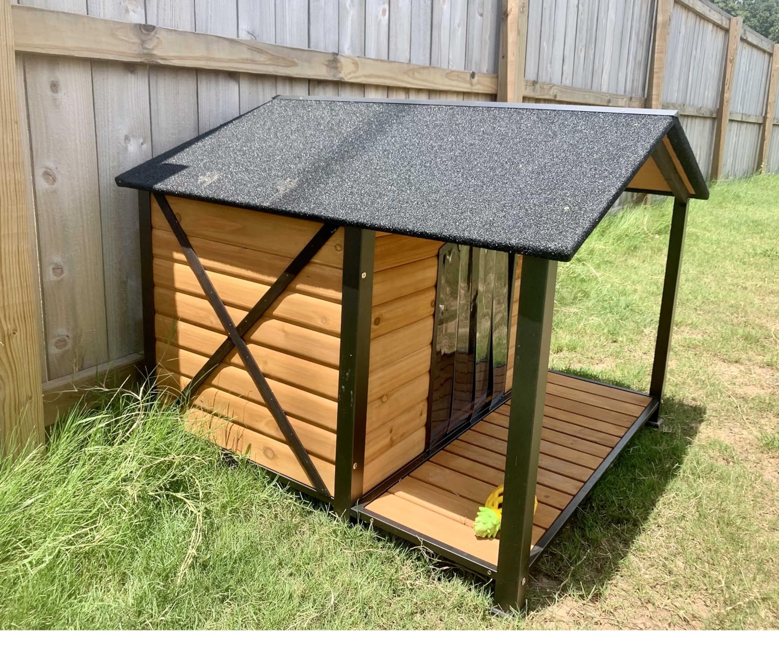 Heated Dog House Outdoor with Insulated Liner, Weatherproof Wooden Dog Shelter for Medium and Large Sized Dogs, Iron Frame Indoor Outdoor Kennel, Pets Warm House in Winter with Large Porch (Brown, M) customer photo 1