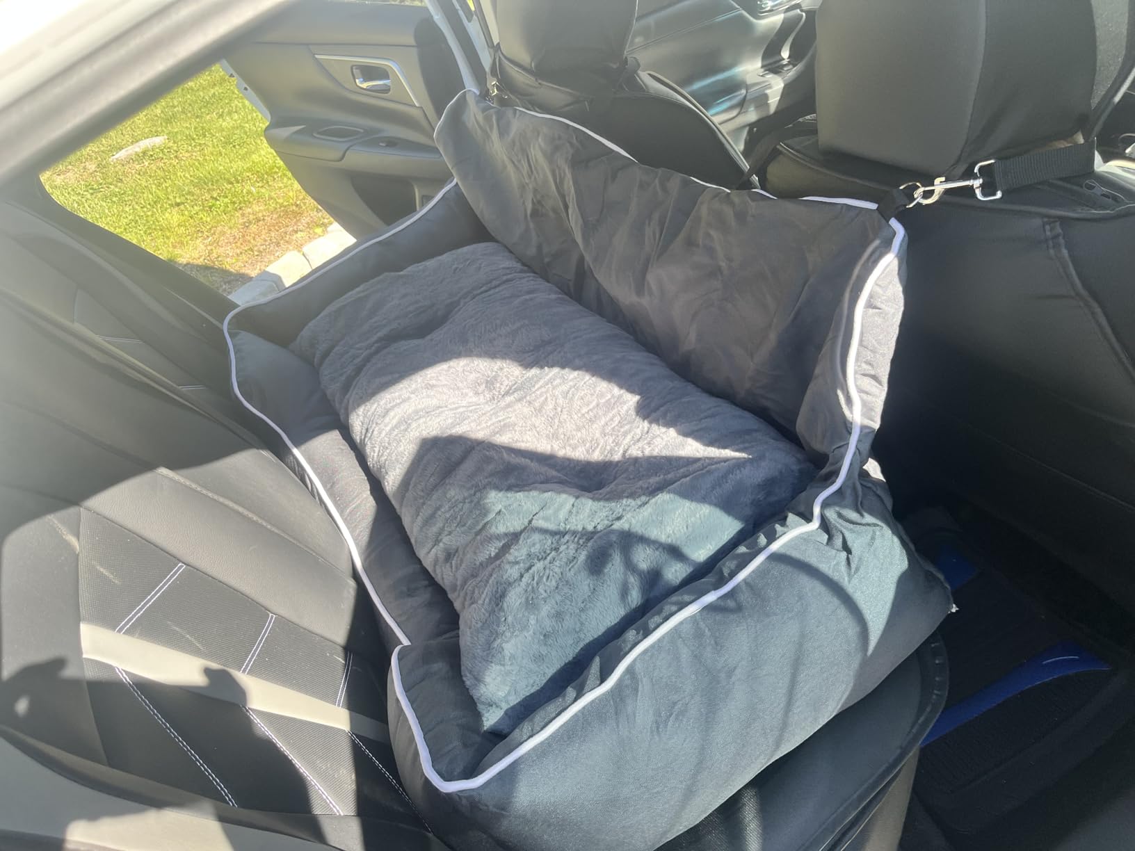 Large Dog Car Seat for SUV & Truck Dog Bed for Car Back Seat | High Back Booster Bench with Safety Tether & Storage Pocket Washable Thick Cushion Bed for Medium Large Dogs up to 100 lbs customer photo 1