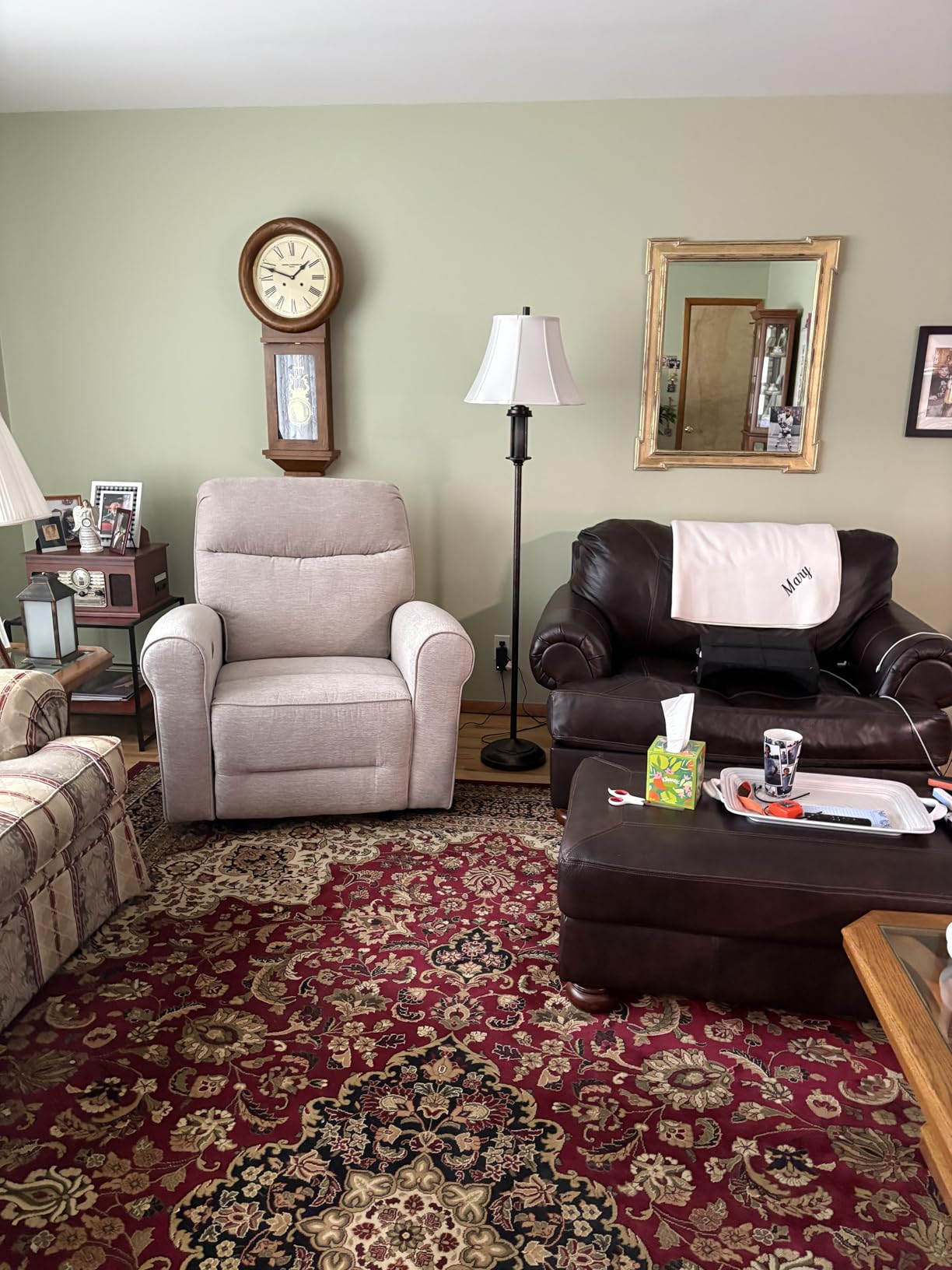 MCombo Wall Hugger Power Recliner Chair, Extra Wide 24