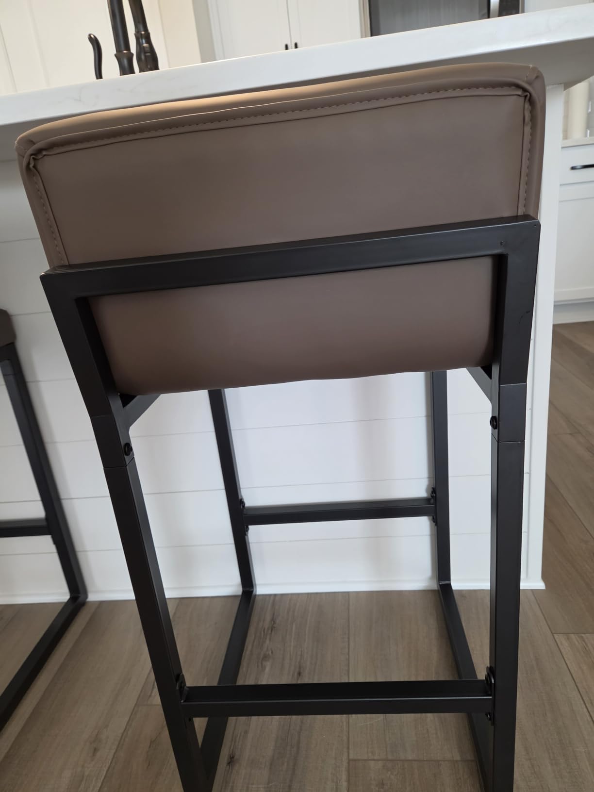 FIRAVOE Counter Height Bar Stools Set of 4, Upholstered Barstools with Back, Bar Chairs with Thickened Metal Legs, PU Leather Counter Stools for Kitchen Island (Coffee Brown, 4Pcs 26