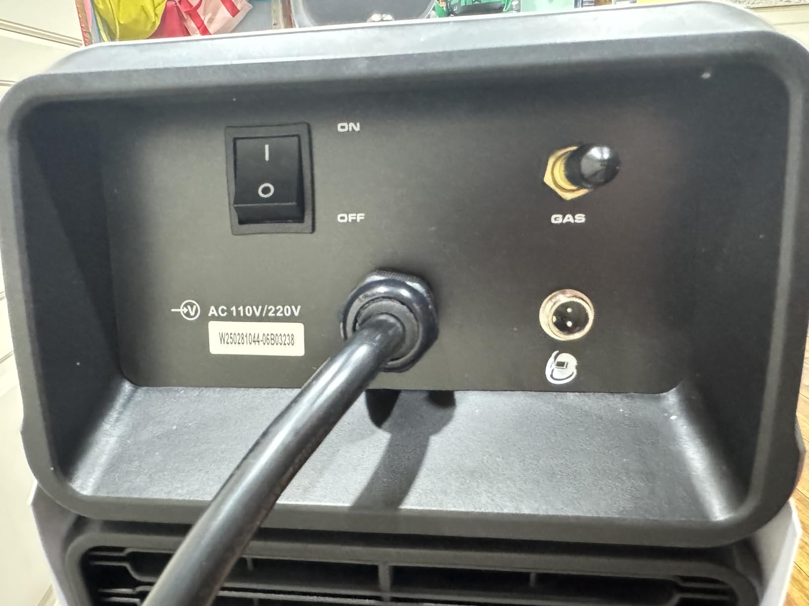 10-in-1 Aluminum TIG Welder with Foot Pedal AC/DC, Large LCD Digital Display 205Amp Cold TIG Welder with Pulse/Square/Sine/Trapezoidal Wave/Stick/Cold/Spot, 110V/220V Dual Voltage customer photo 1