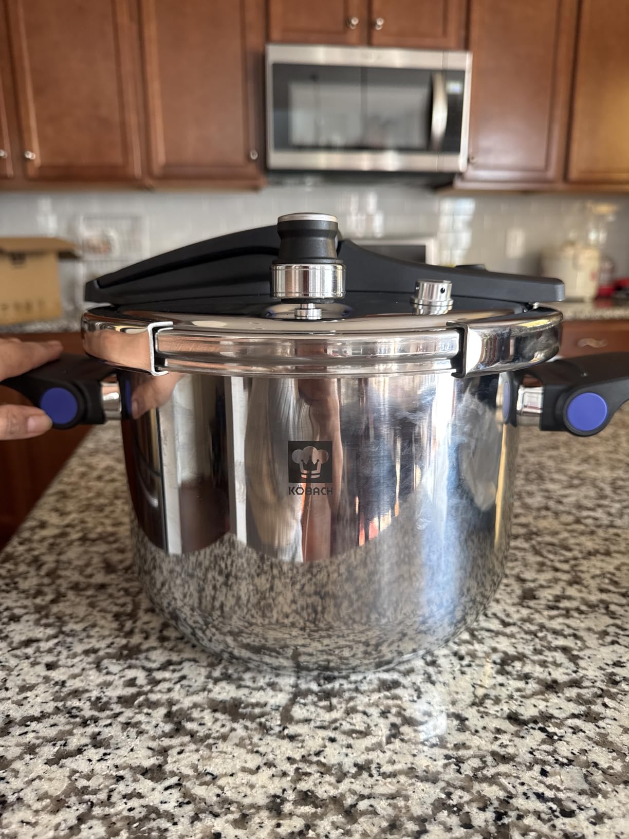 KOBACH 8QT Stainless Steel Pressure Cooker, One-Hand Opening Design customer photo 1