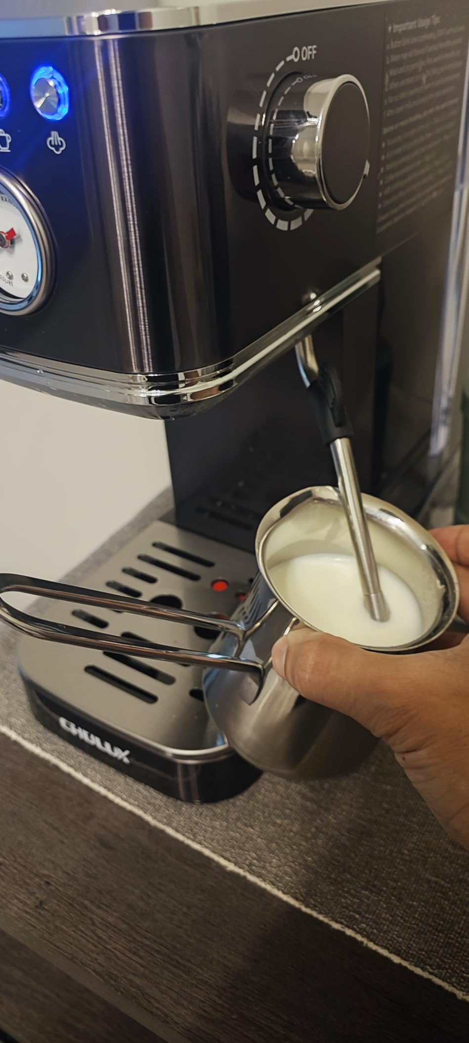 CHULUX Slim Espresso Machine with Milk Frother, 20 Bar Italian Pump, Stainless Steel customer photo 1