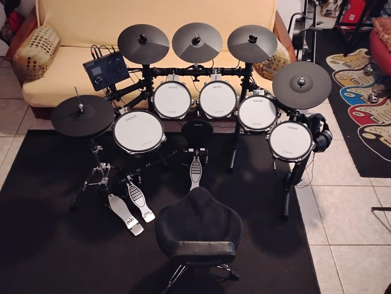 AKLOT Expanded-Size Electric Drum Set: 12