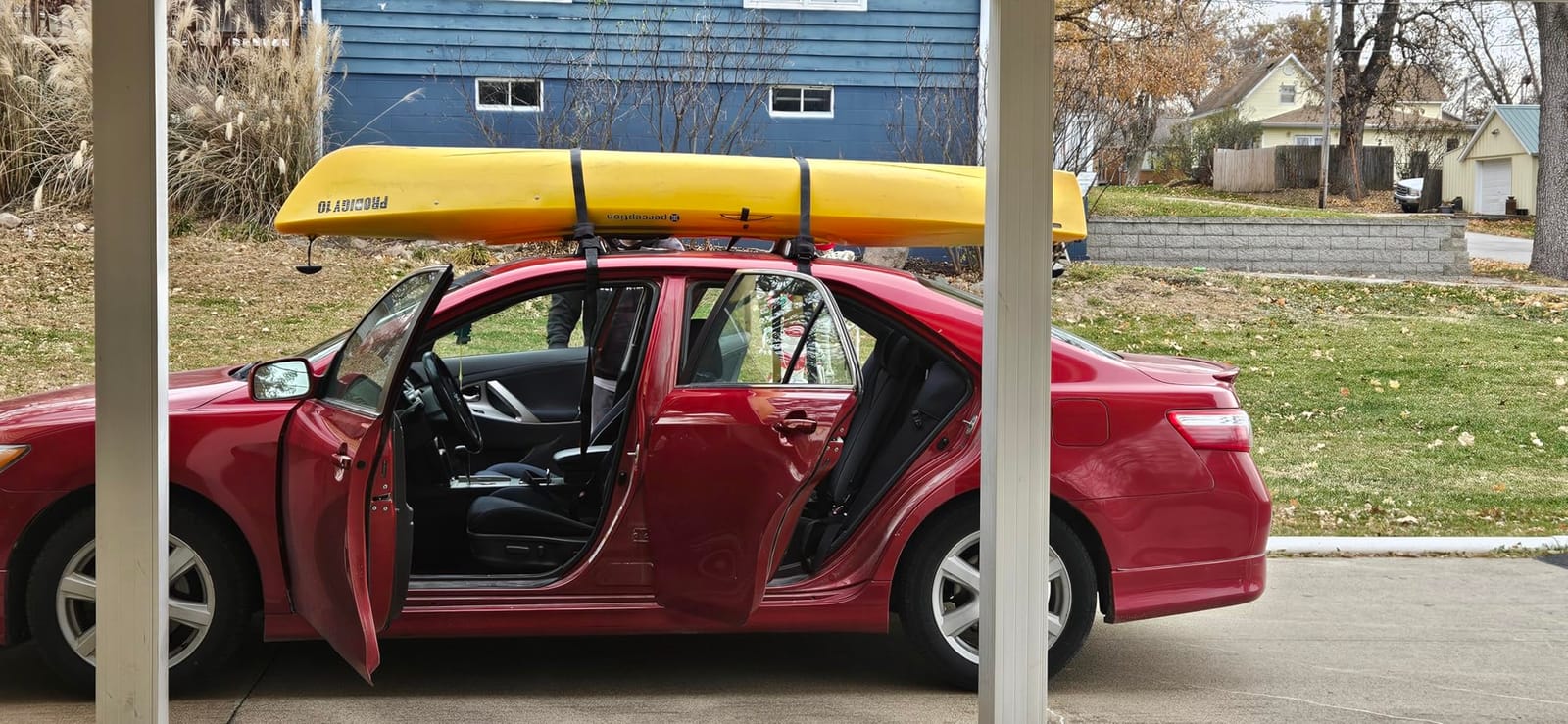 Abahub Kayak Roof Rack Soft Roof Rack Pads for Car Kayak Surfboard | Universal soft roof rack for kayak & surfboard, with 2 Tie Down Straps, 2 Tie Down Ropes, 2 Hood Loops and Storage Bag customer photo 2