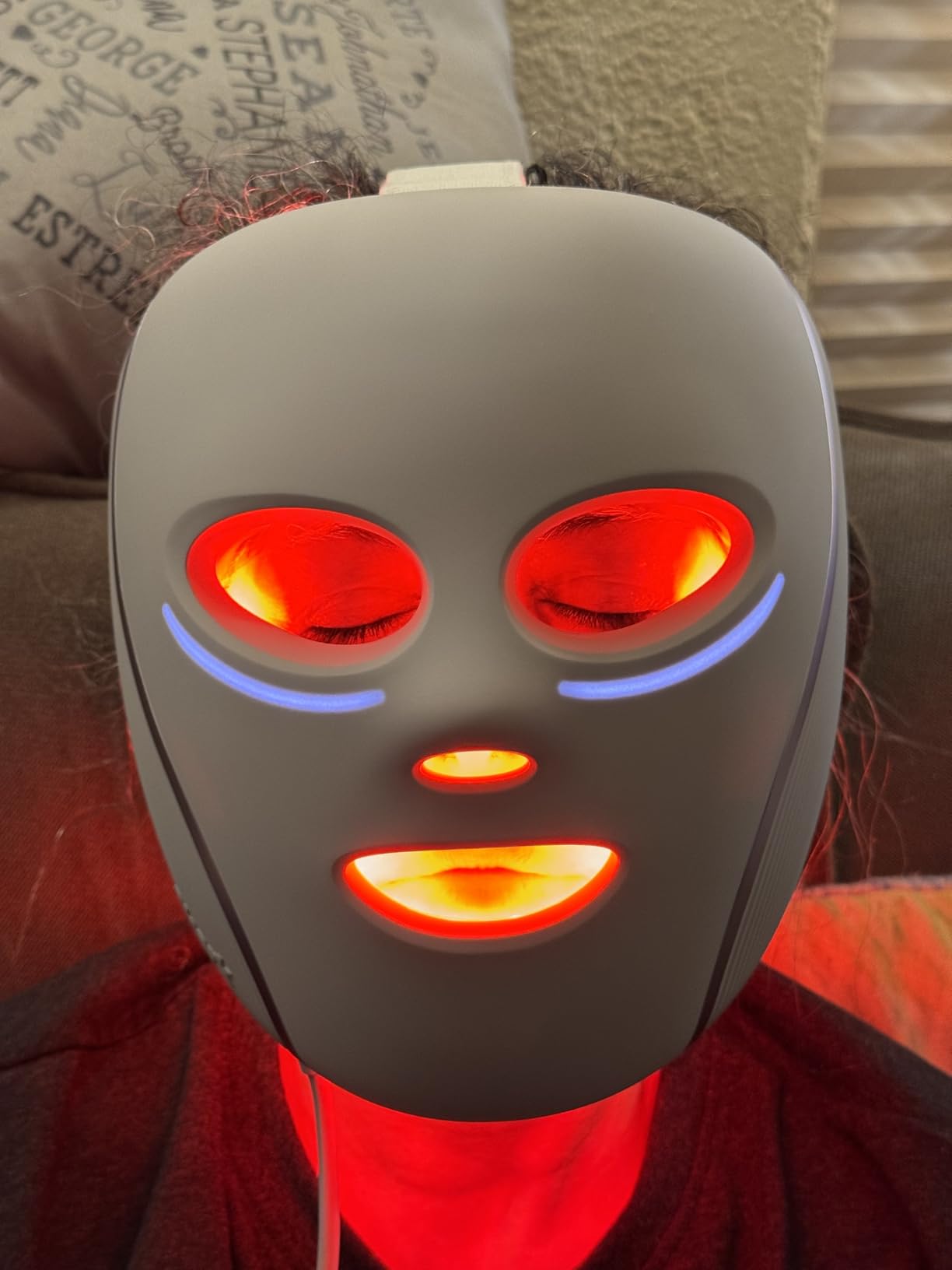 Shark CryoGlow LED Face Mask in Blue Frost, FW312 | #1 Skincare Facial Device in the US, Combining High-Energy LEDs, Deep Infrared & Under-Eye Cooling customer photo 2