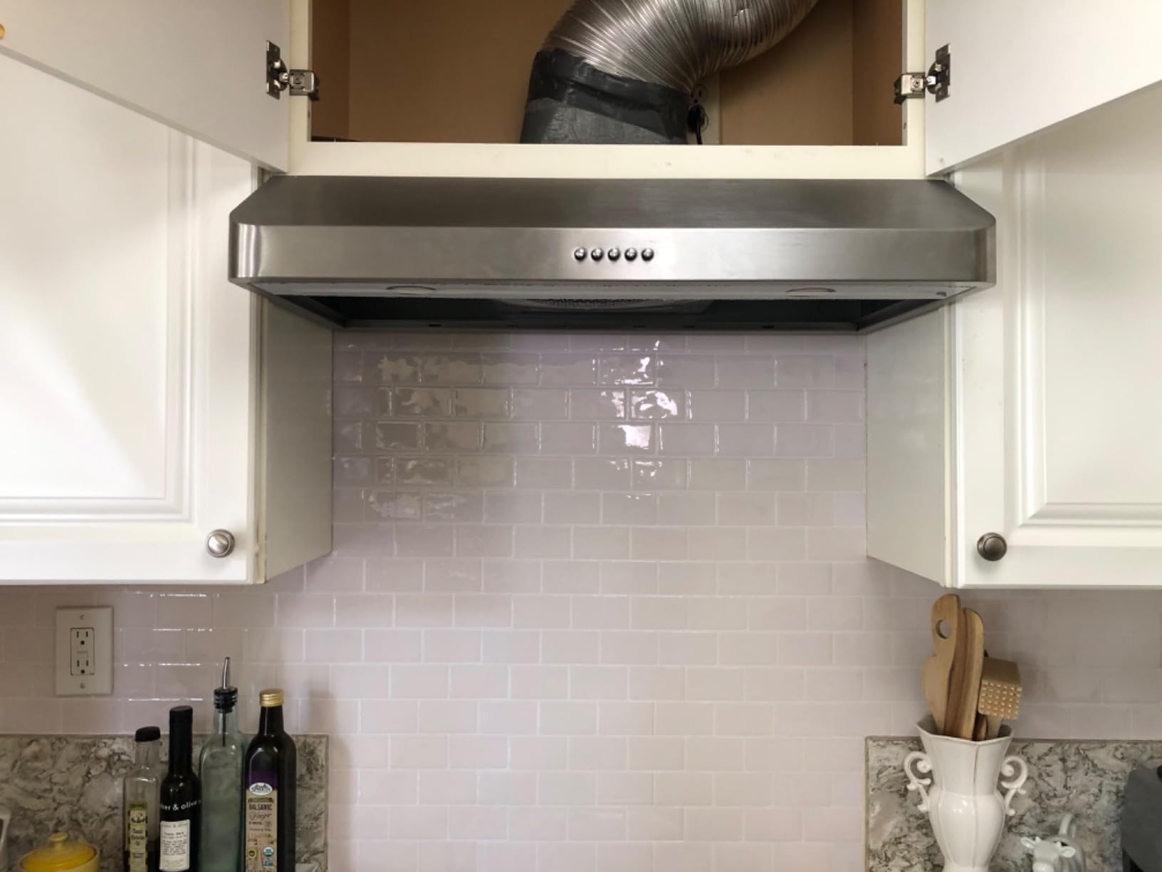 30inch Under Cabinet Range Hood, 900CFM Stainless Steel Vent Hood | Dual Motors, Gesture & Touch Control, Permanent Filters, Top/Rear Vents, Timer, Dimmable Lamps, Ducted Kitchen Hood customer photo 2