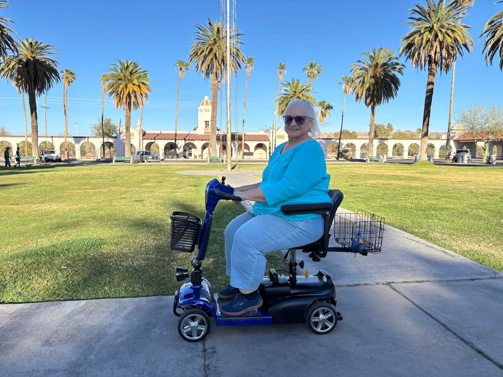 MS02 MAX All Terrain 1000W Electric Mobility Scooter for Adults& Seniors - 500LBS Load & 32 Miles Range Powerd Wheelchair Device w/Off-Road Absorber, Bluetooth Speaker, Dual Baskets, LED Light System customer photo 2