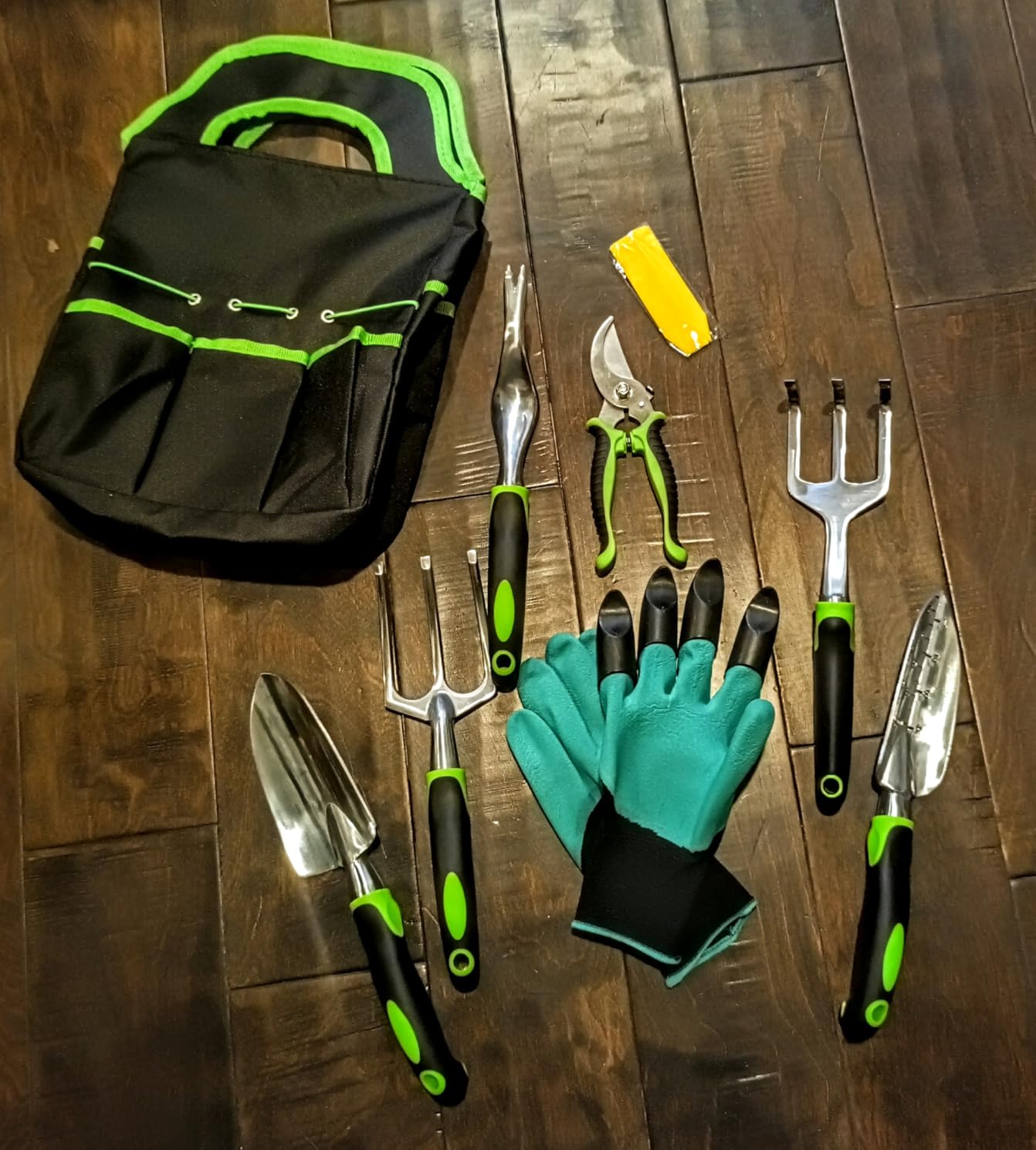 Garden Tools Set 8 PCS Heavy Duty Stainless Steel Gardening Tools - Ergonomic Hand Tools with Rust Proof Trowel, Pruner, Weeder, Hand Rake with Tote Bag and 15 Plant Tags customer photo 2
