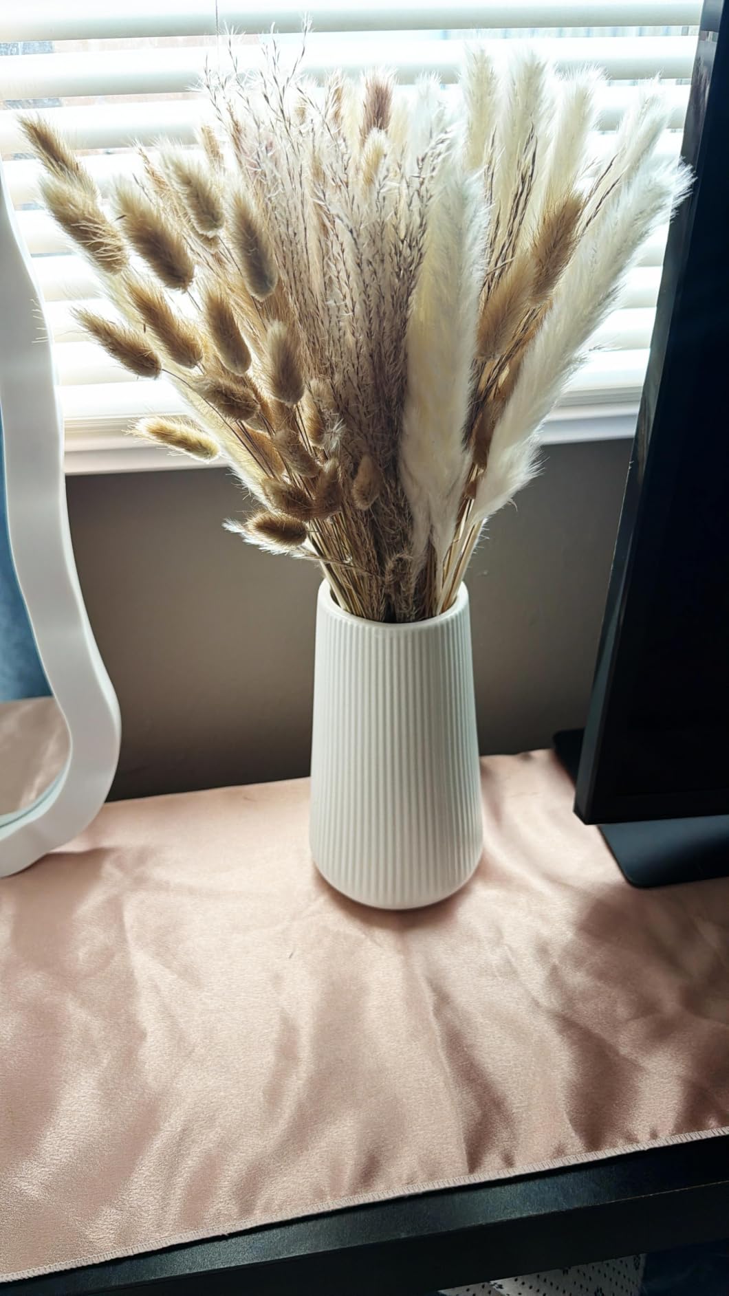 White Ceramic Vase for Flowers, Tall Home Decor Vase with Ribbed Texture, Vases for Centerpieces, Farmhouse Decor, Living Room, Decor Bedroom, Table, and Kitchen Shelf (XL White) customer photo 1