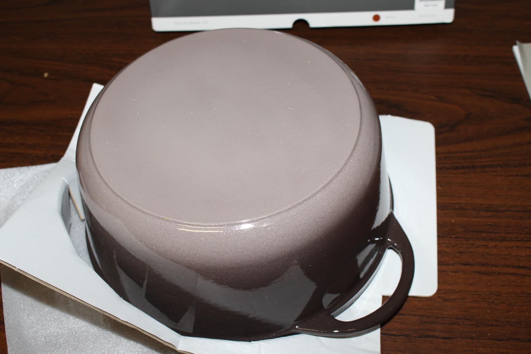 Vermicular Oven Pot 26cm (5.3qt), Enameled Cast Iron Pot - Pearl Pink | Non-toxic cookware, Oven-Safe & Induction-Compatible, Dutch Oven, 10.2
