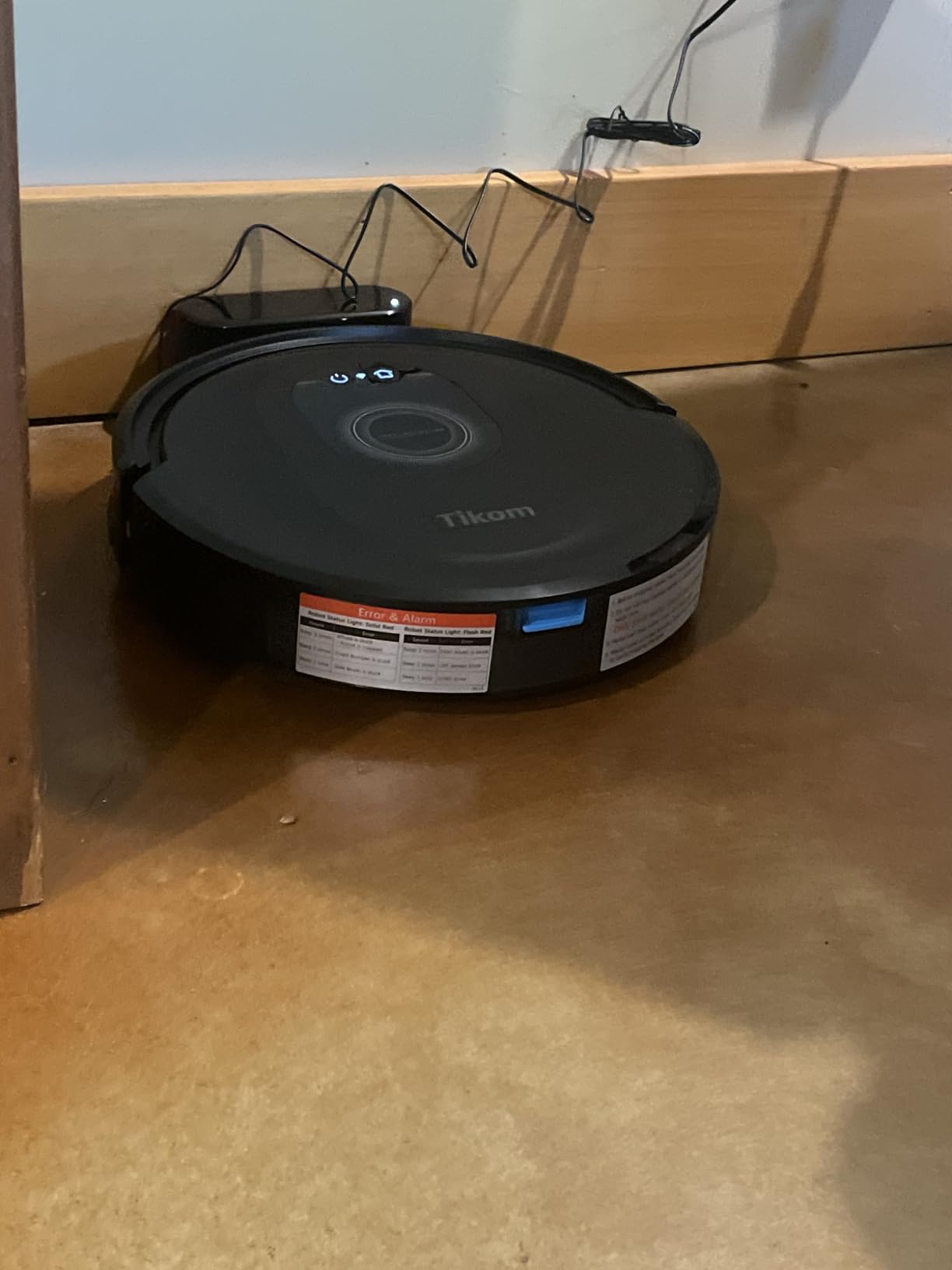 Tikom Robot Vacuum and Mop Combo, 5000Pa Robotic Vacuum Cleaner, 150 Min Max, App & Remote Control, Ideal for Hard Floor, Carpet, Pet Hair, Self-Charge(G8000 Max) customer photo 2