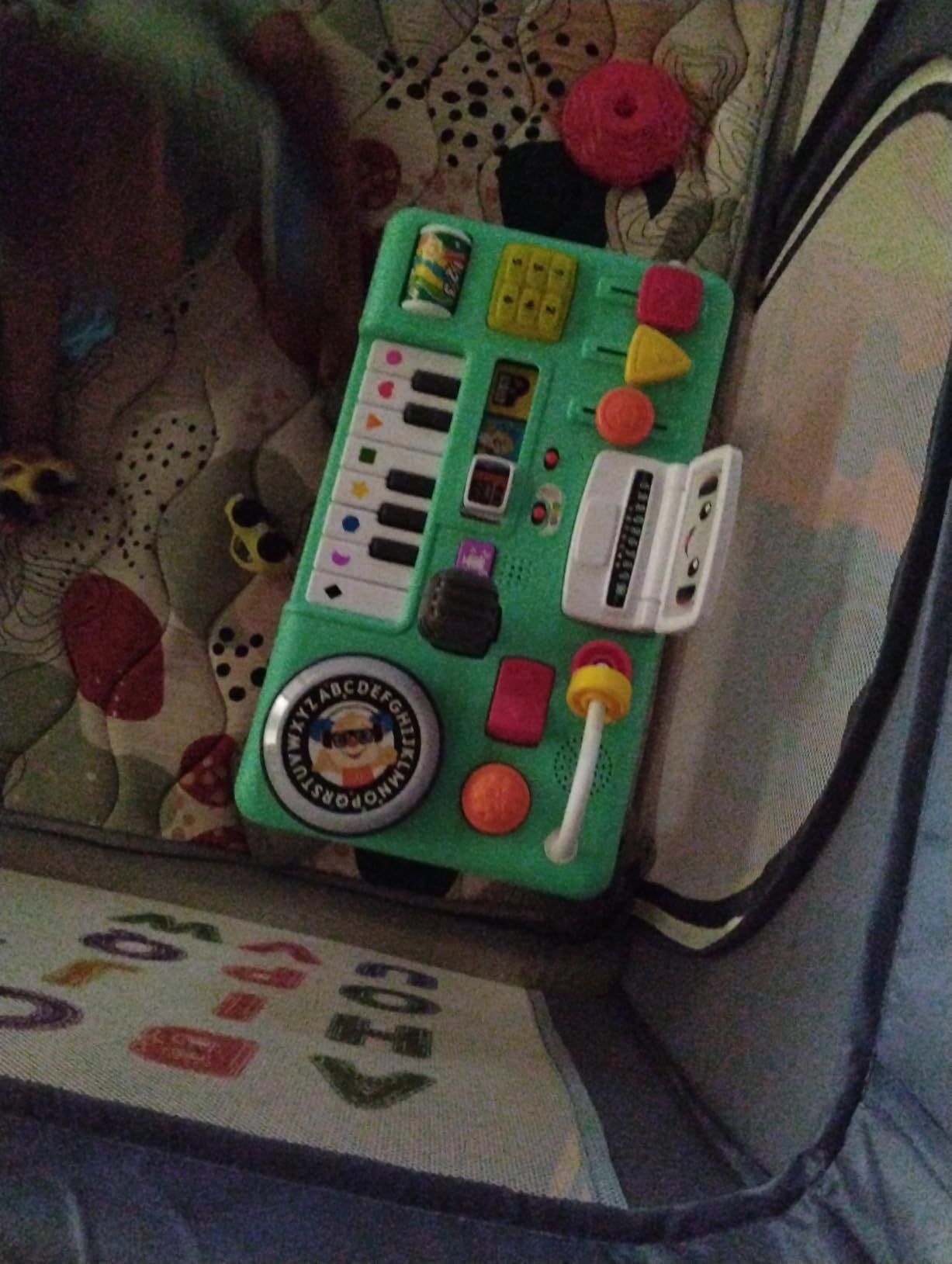 Fisher-Price Baby & Toddler Toy Laugh & Learn DJ Table with Educational Musical Activities for Developmental Play Infants Ages 6+ Months customer photo 1